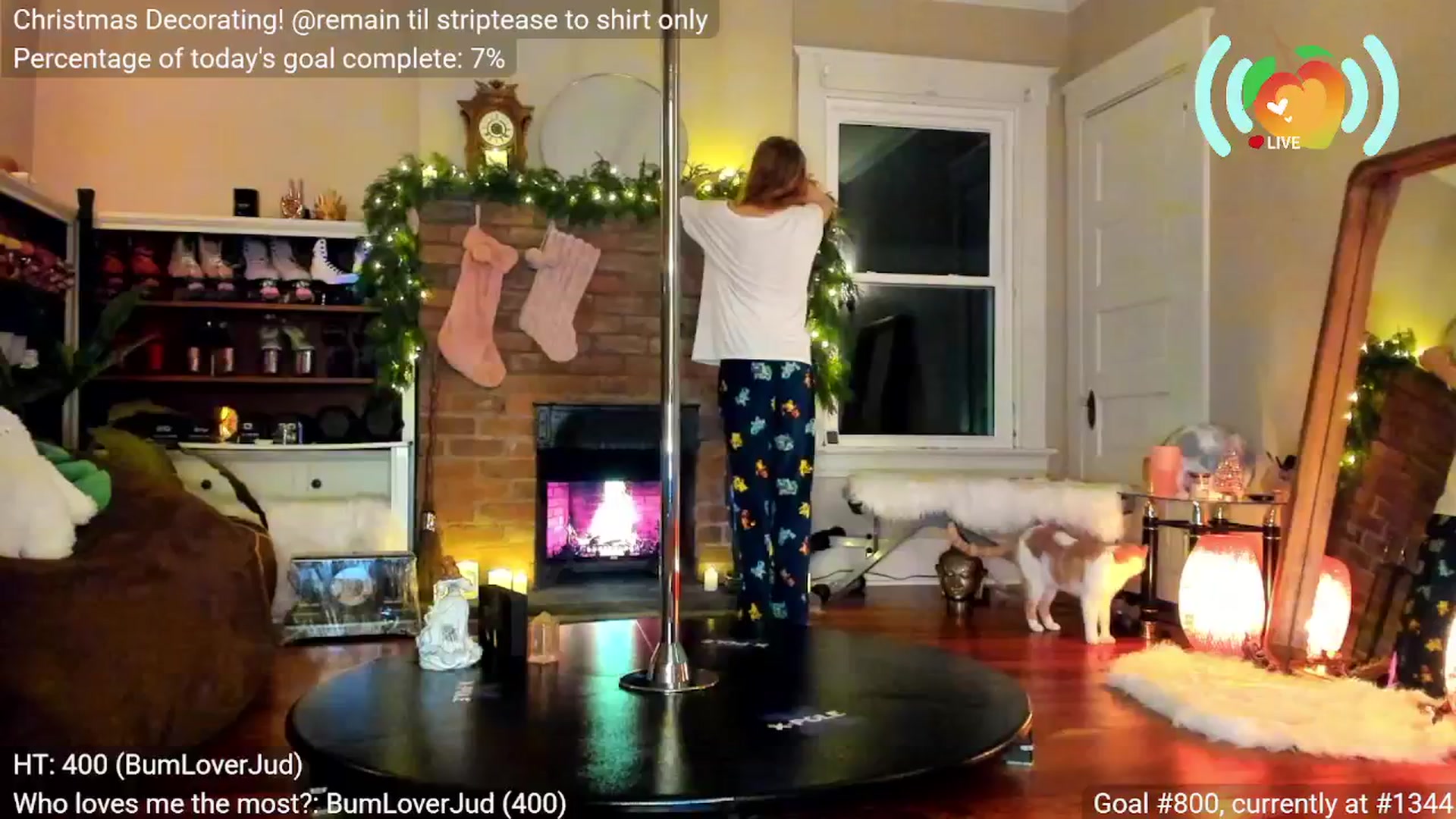 Gallery image thumbnail from SweetMango's myfreecams stream on, 11/26/2025, 04:31 image 8 of 20