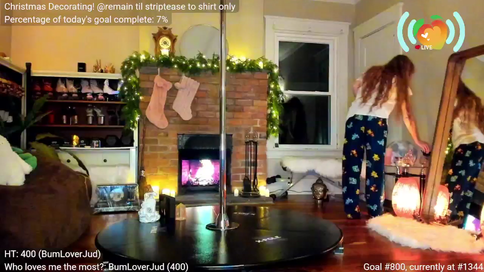 Gallery image thumbnail from SweetMango's myfreecams stream on, 11/26/2025, 04:31 image 10 of 20
