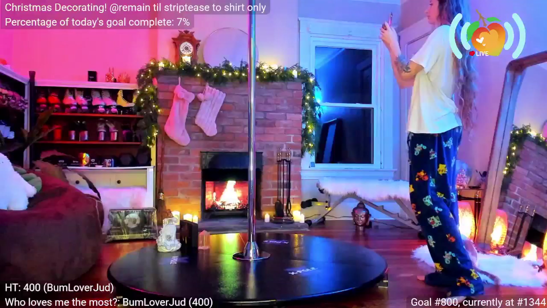 Gallery image thumbnail from SweetMango's myfreecams stream on, 11/26/2025, 04:31 image 11 of 20