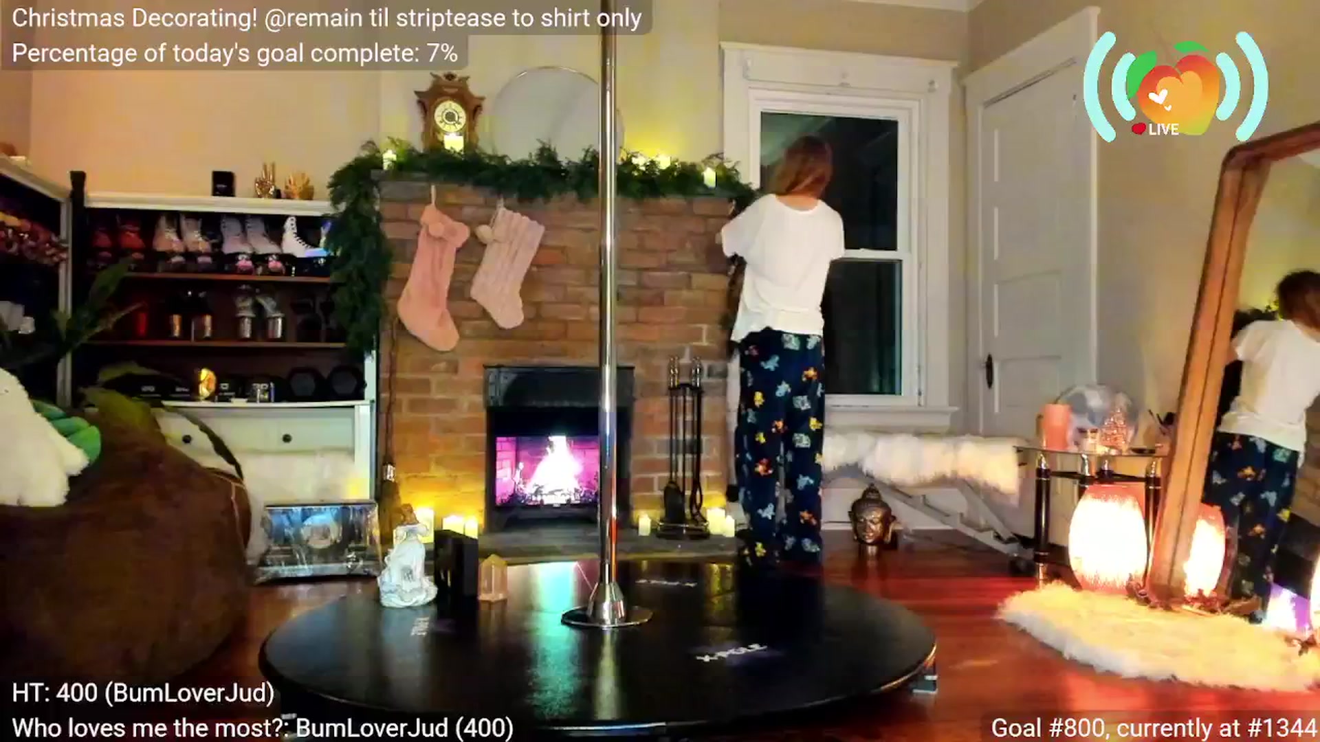 Gallery image thumbnail from SweetMango's myfreecams stream on, 11/26/2025, 04:31 image 3 of 20