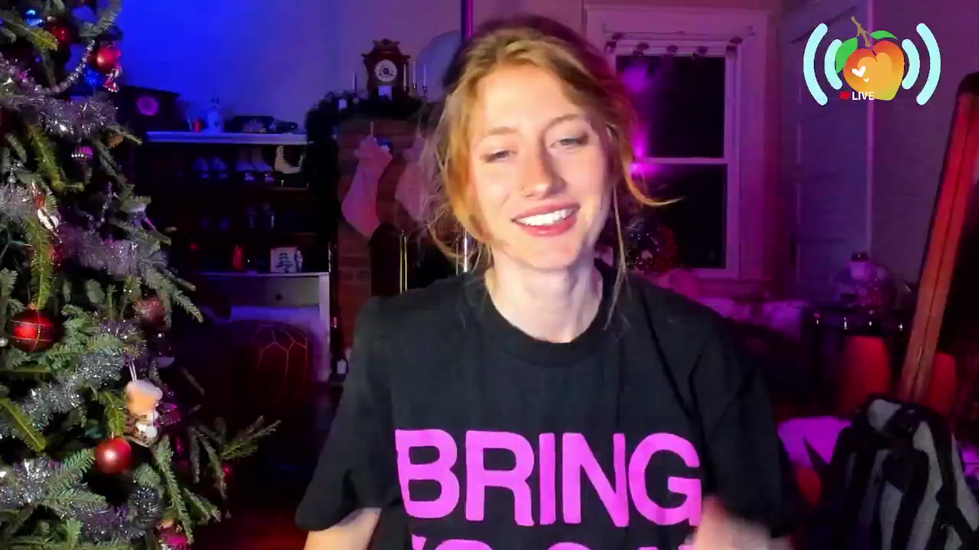 Gallery image thumbnail from SweetMango's myfreecams stream on, 01/10/2026, 04:41 image 17 of 20