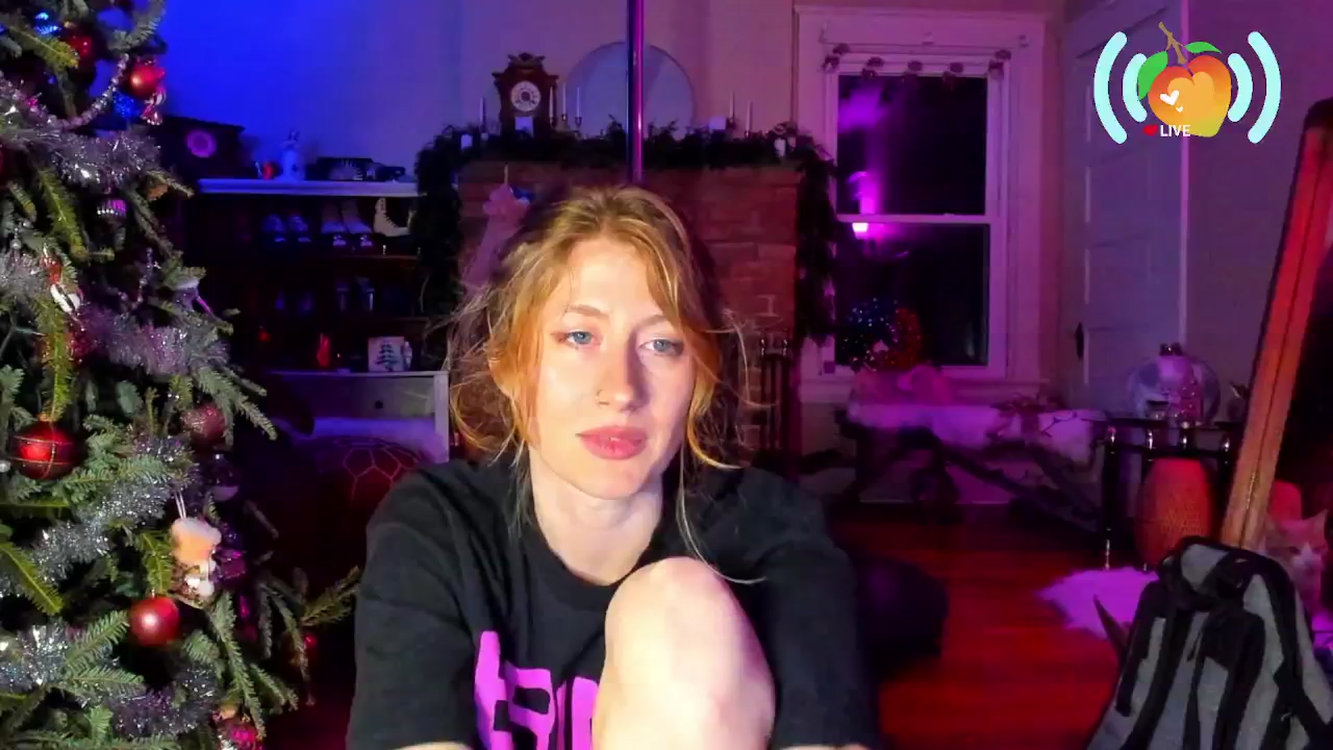 Gallery image thumbnail from SweetMango's myfreecams stream on, 01/10/2026, 04:41 image 16 of 20