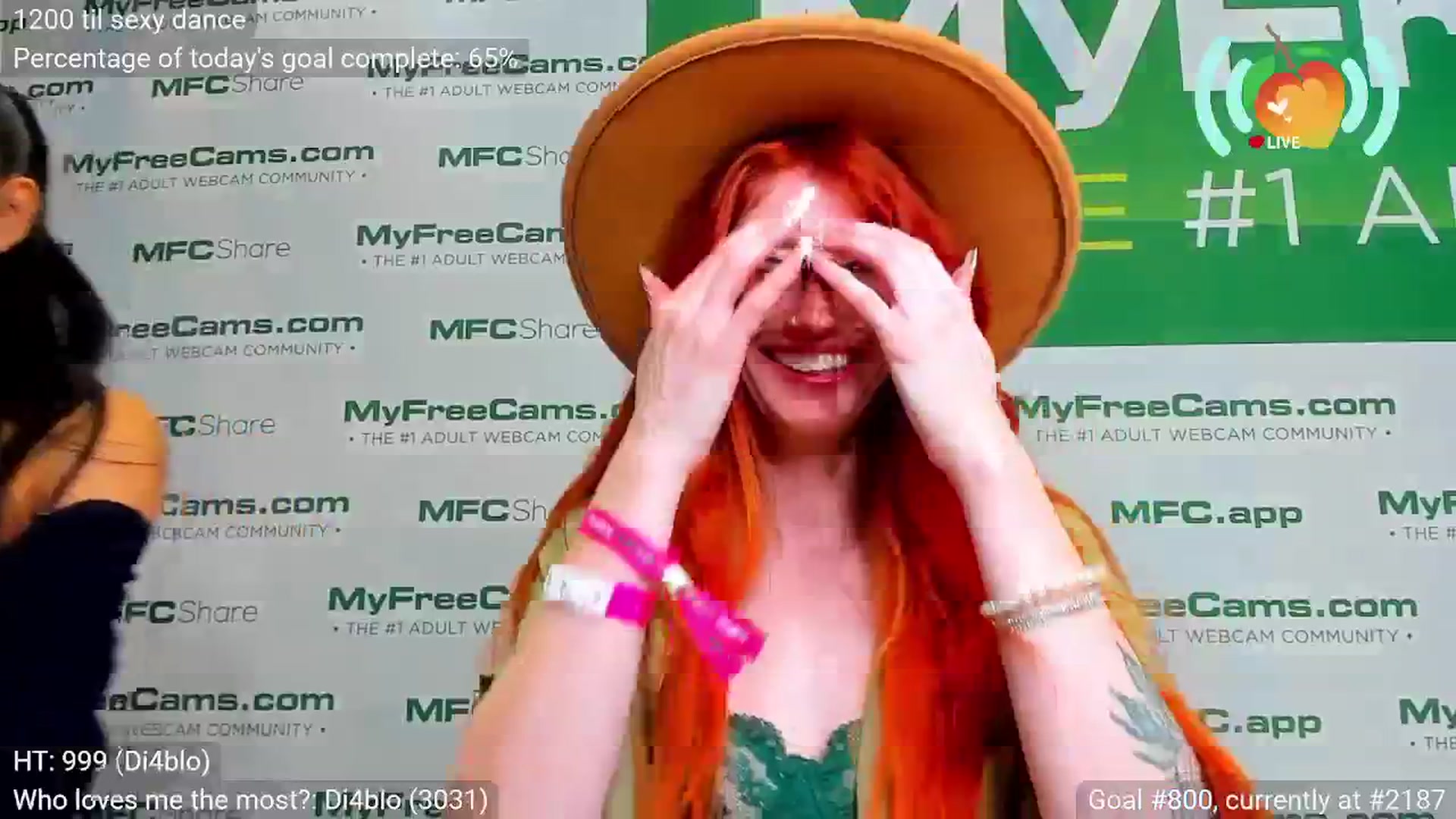Gallery image thumbnail from SweetMango's myfreecams stream on, 01/22/2026, 02:50 image 16 of 20