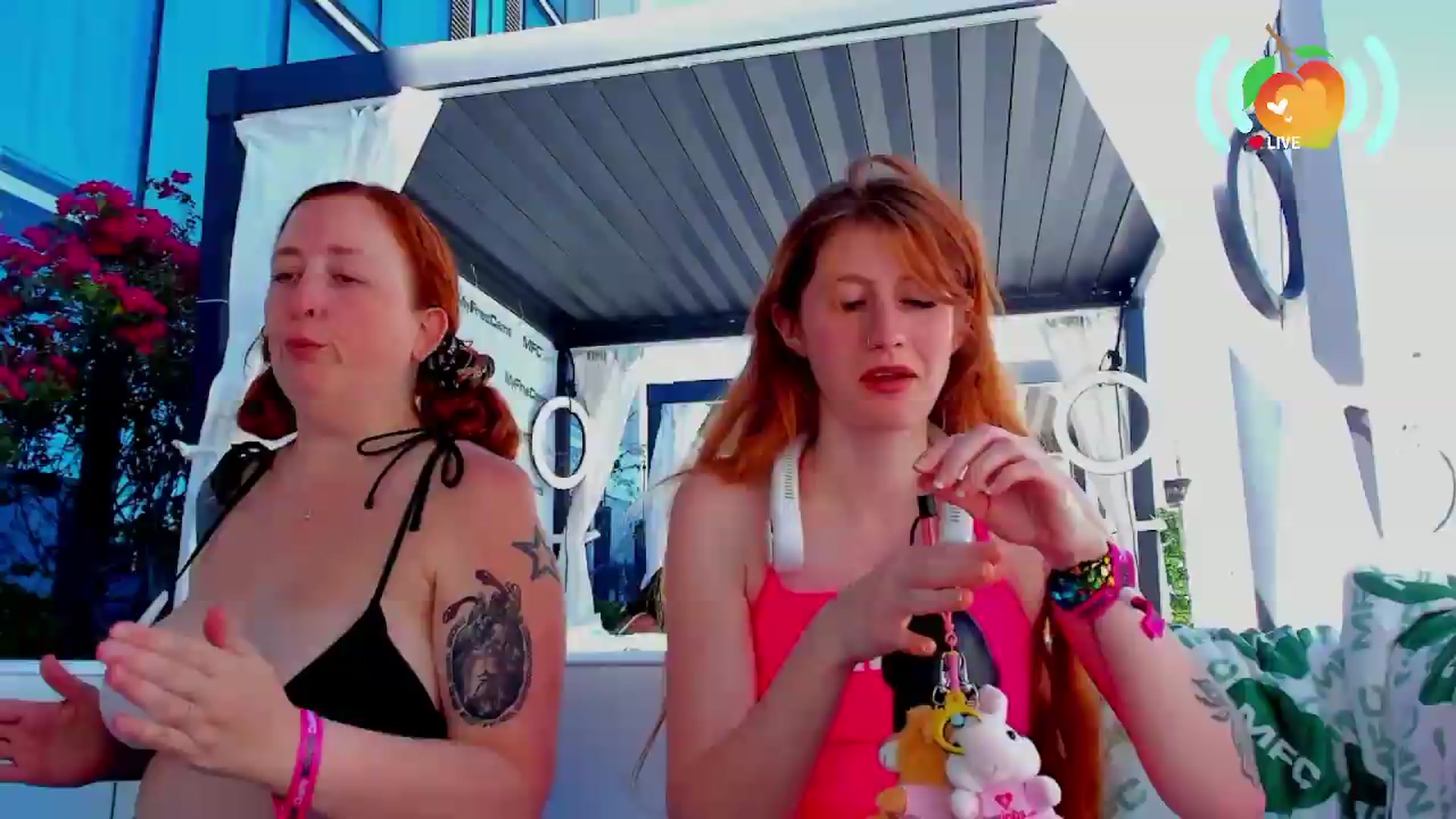 Gallery image thumbnail from SweetMango's myfreecams stream on, 05/20/2026, 22:12 image 9 of 20