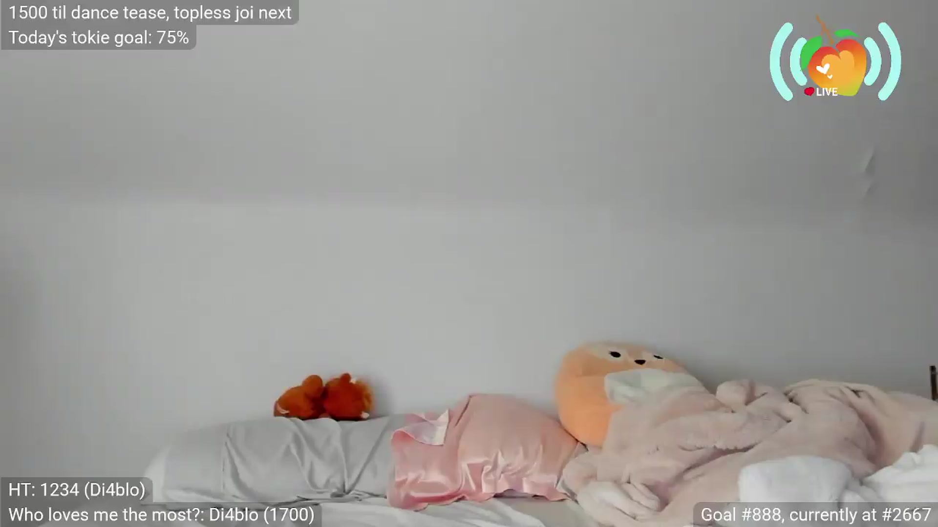 Gallery image thumbnail from SweetMango's myfreecams stream on, 06/07/2026, 24:44 image 17 of 20