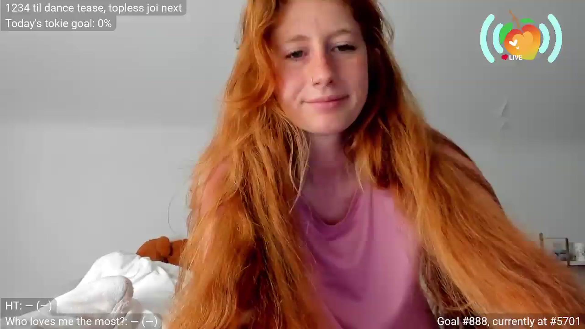 Gallery image thumbnail from SweetMango's myfreecams stream on, 06/07/2026, 24:44 image 2 of 20