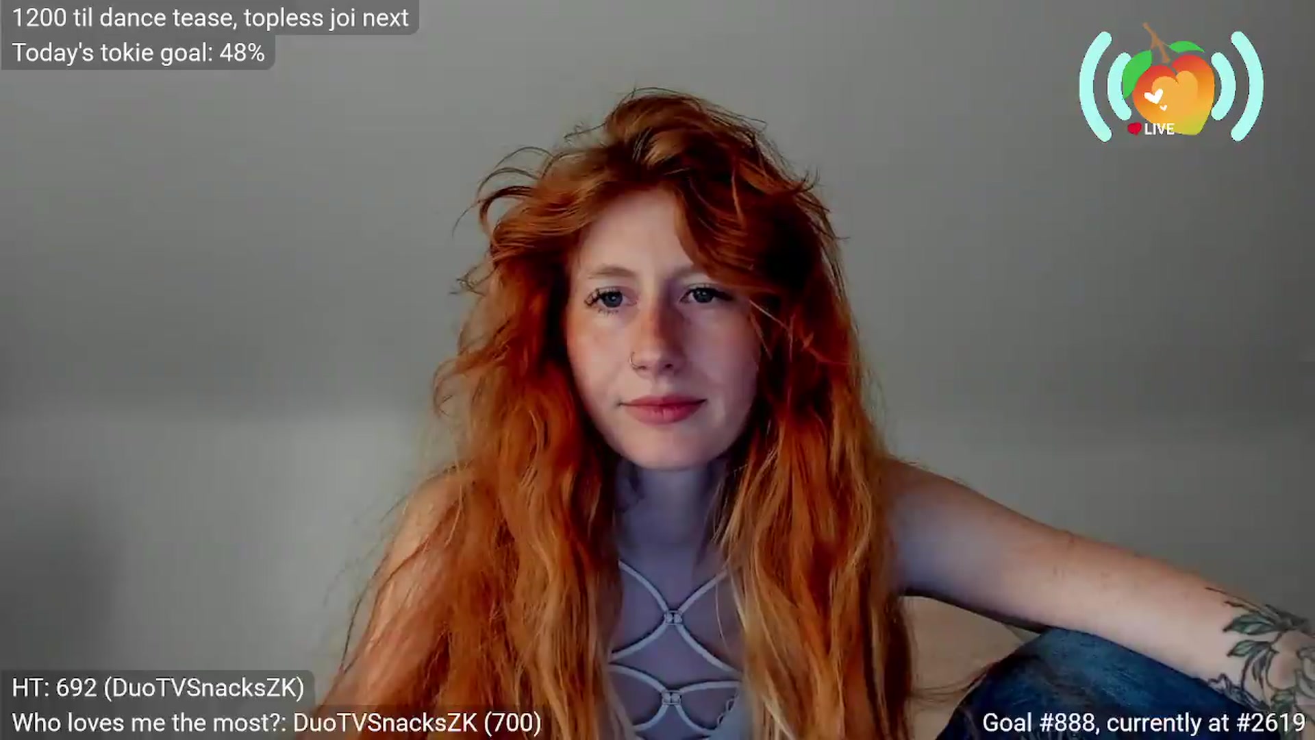 Gallery image thumbnail from SweetMango's myfreecams stream on, 06/11/2026, 02:43 image 10 of 20