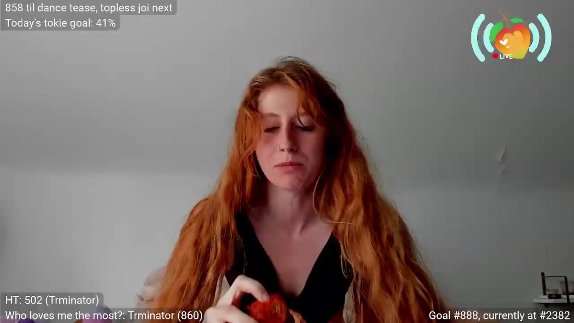 Gallery image thumbnail from SweetMango's myfreecams stream on, 06/18/2026, 23:04 image 16 of 20