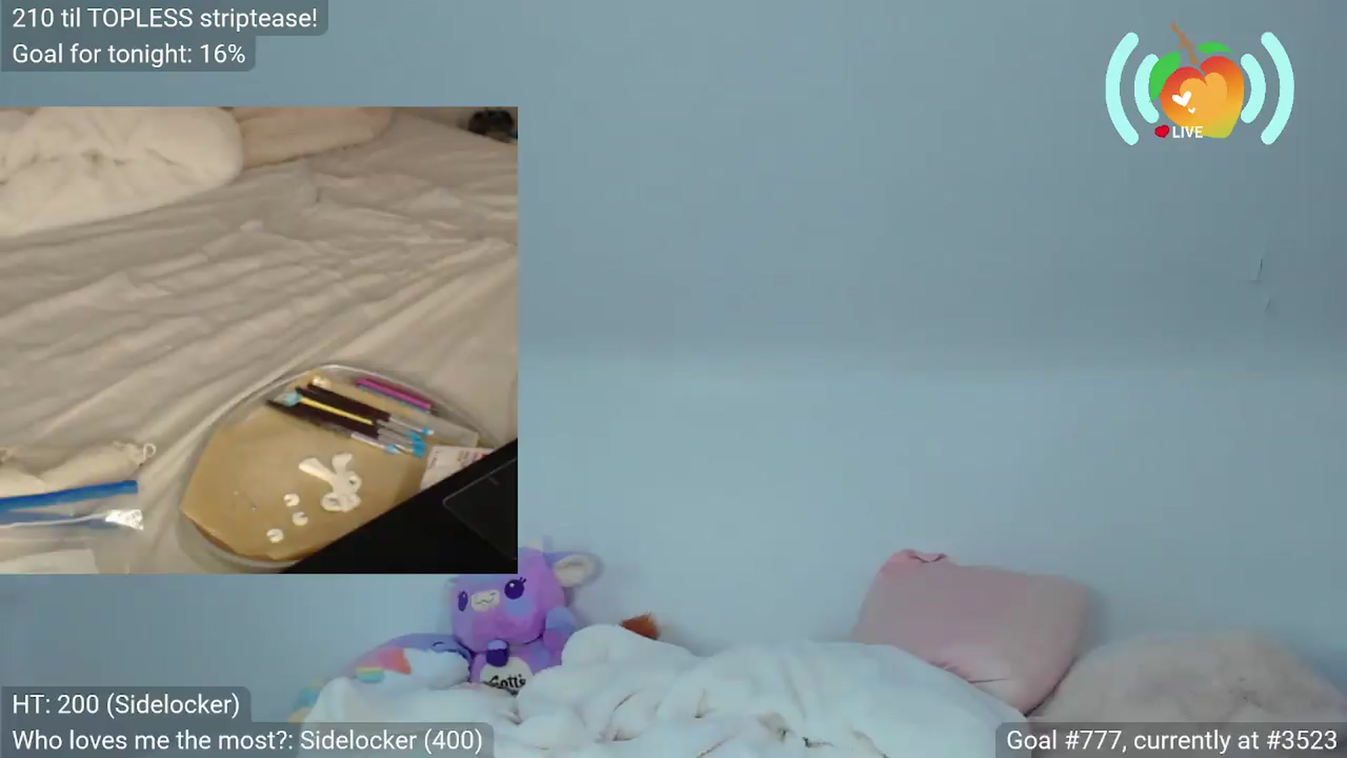 Gallery image thumbnail from SweetMango's myfreecams stream on, 08/04/2026, 24:56 image 8 of 20