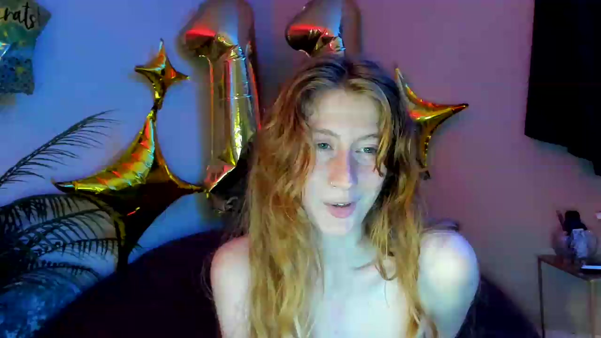 Gallery image thumbnail from SweetMango's myfreecams stream on, 08/10/2026, 03:17 image 17 of 20
