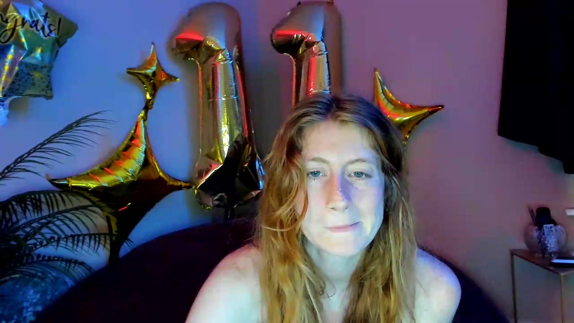 Gallery image thumbnail from SweetMango's myfreecams stream on, 08/10/2026, 03:17 image 12 of 20