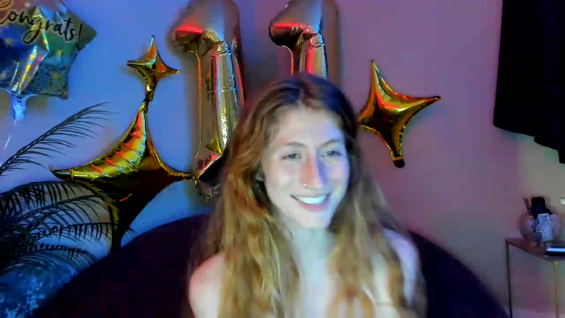 Gallery image thumbnail from SweetMango's myfreecams stream on, 08/10/2026, 03:17 image 19 of 20