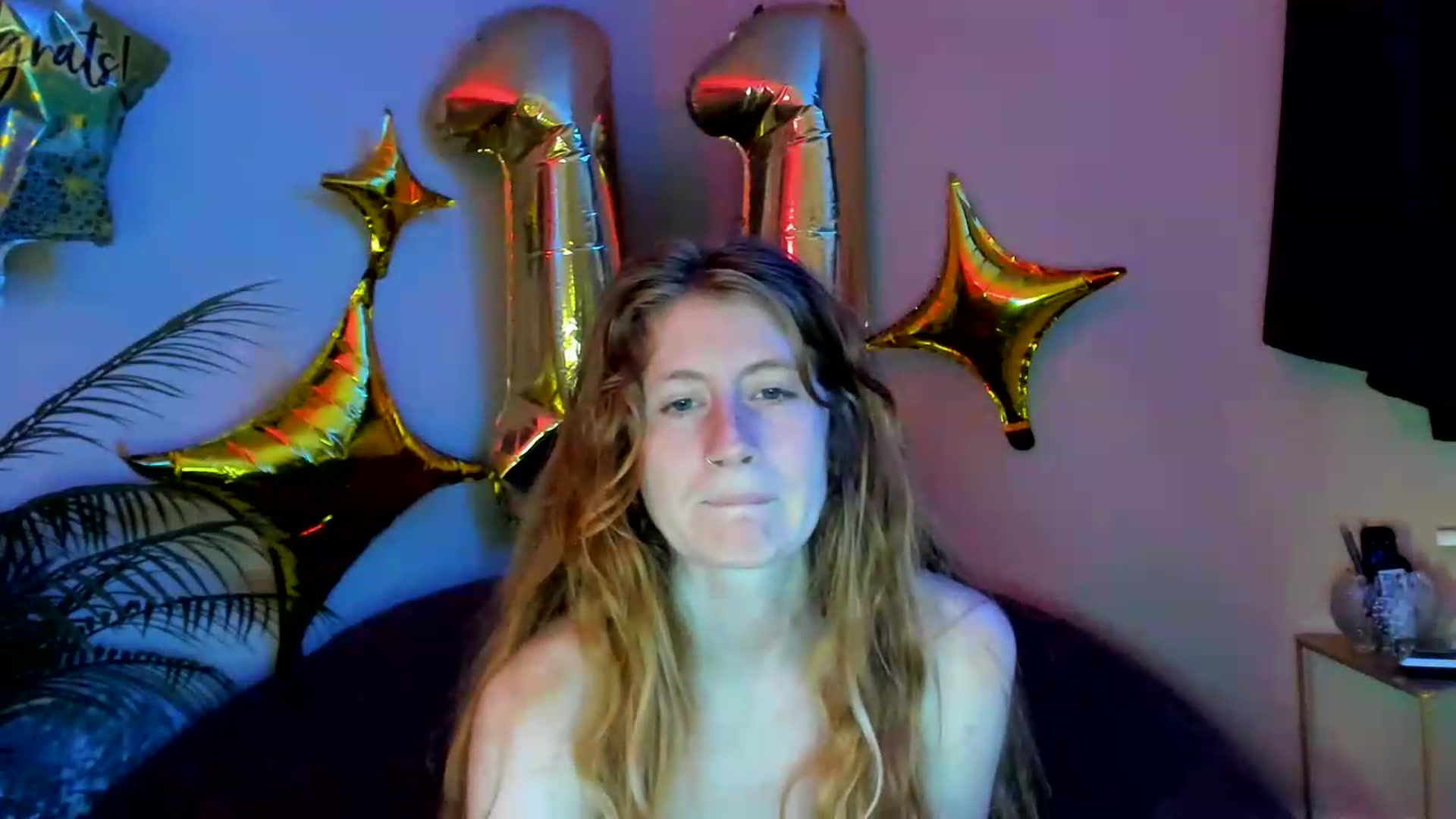 Gallery image thumbnail from SweetMango's myfreecams stream on, 08/10/2026, 03:17 image 8 of 20