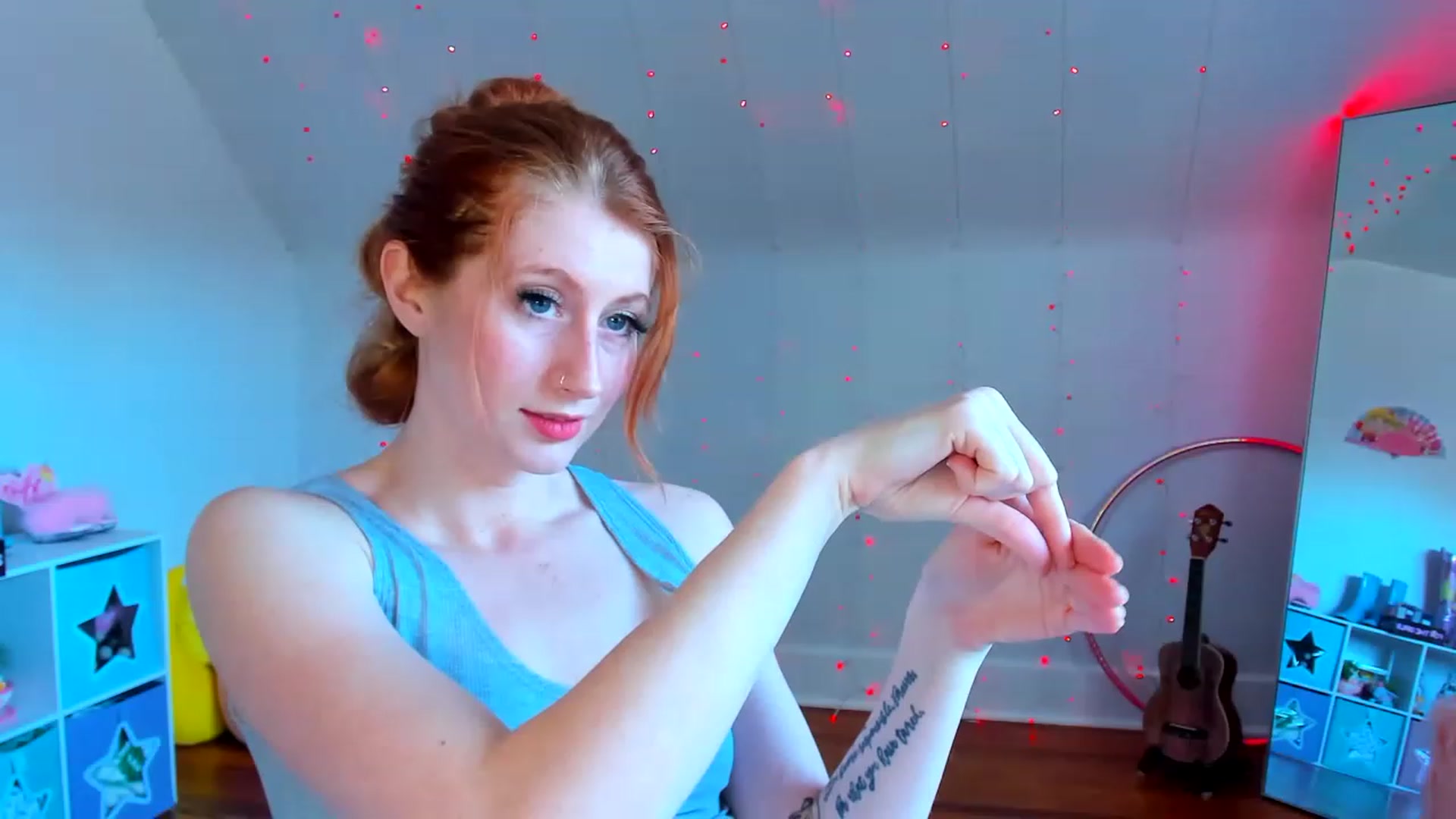 Gallery image thumbnail from SweetMango_'s myfreecams stream on, 05/04/2023, 18:13 image 17 of 20