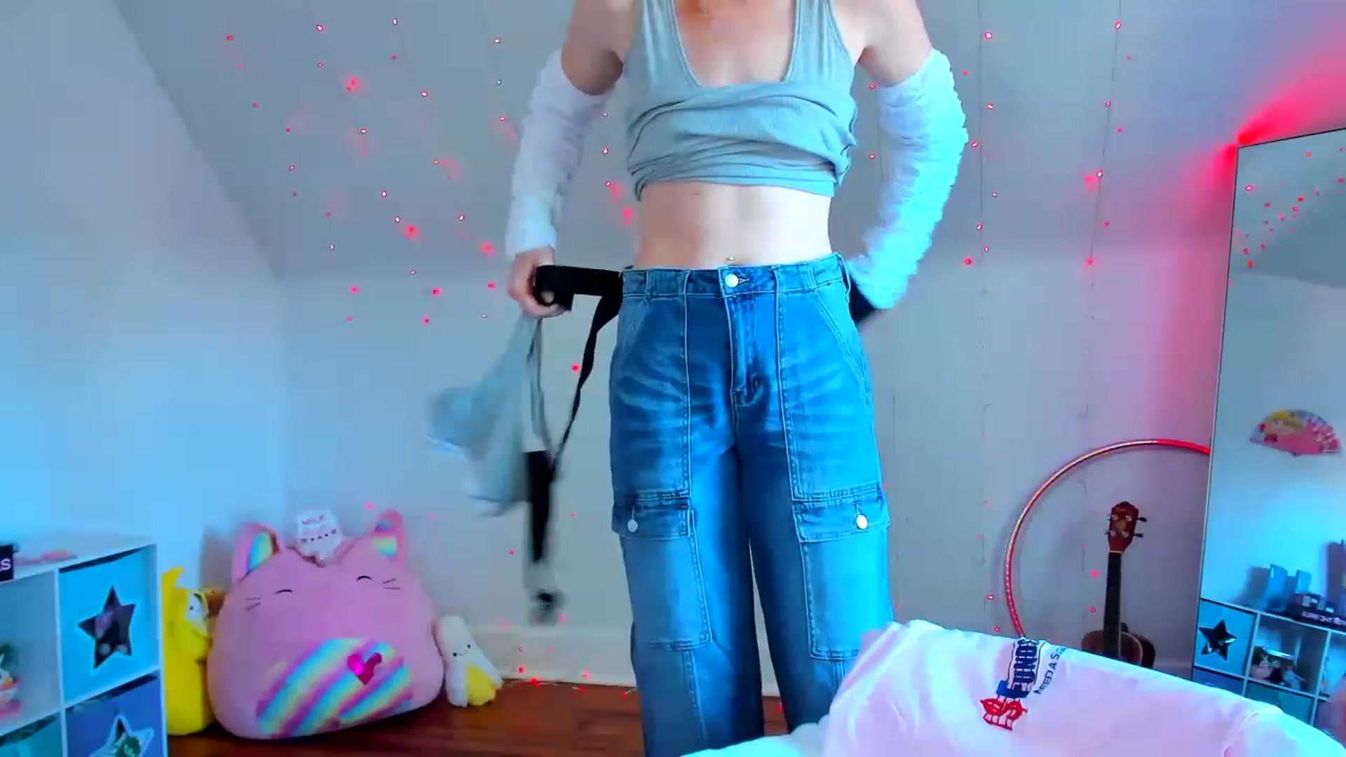 Gallery image thumbnail from SweetMango_'s myfreecams stream on, 05/04/2023, 20:25 image 17 of 20