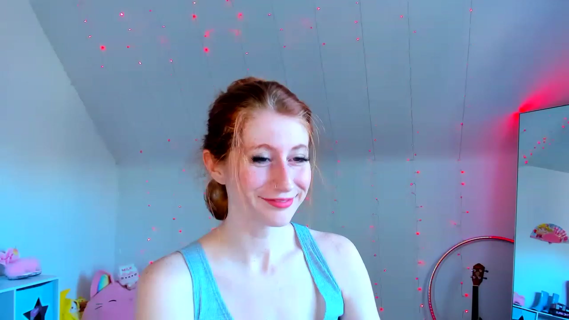 Gallery image thumbnail from SweetMango_'s myfreecams stream on, 05/04/2023, 20:25 image 6 of 20