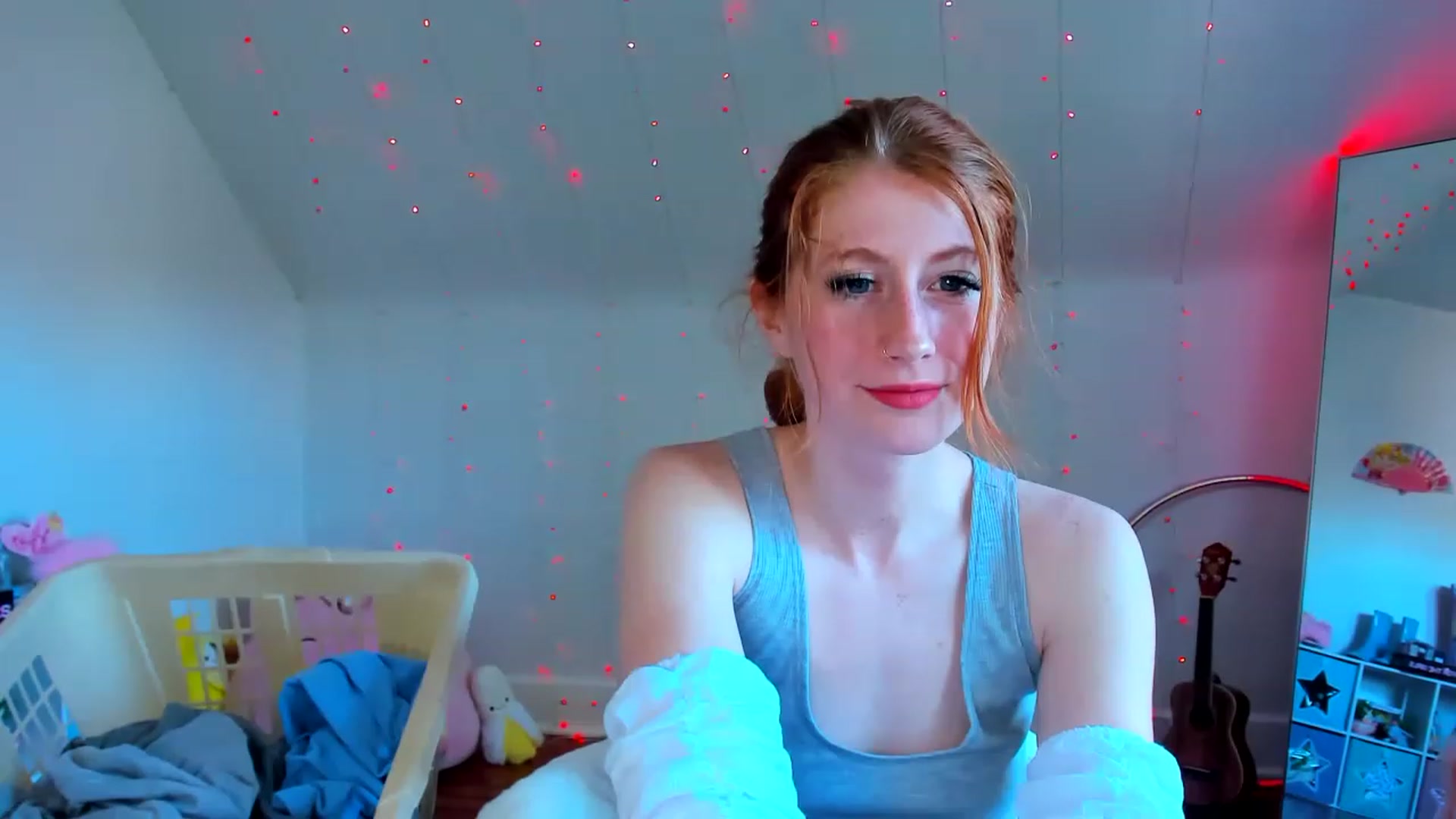 Gallery image thumbnail from SweetMango_'s myfreecams stream on, 05/04/2023, 20:25 image 15 of 20