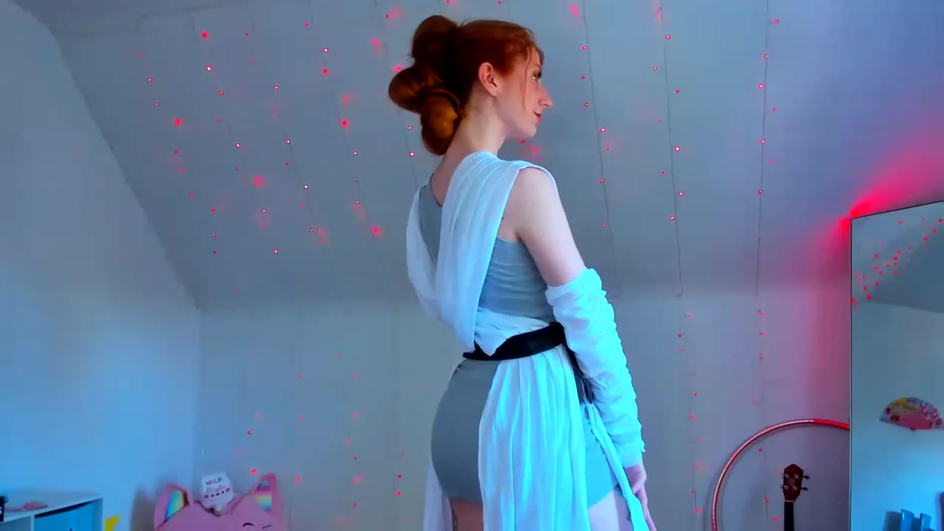 Gallery image thumbnail from SweetMango_'s myfreecams stream on, 05/04/2023, 20:25 image 20 of 20