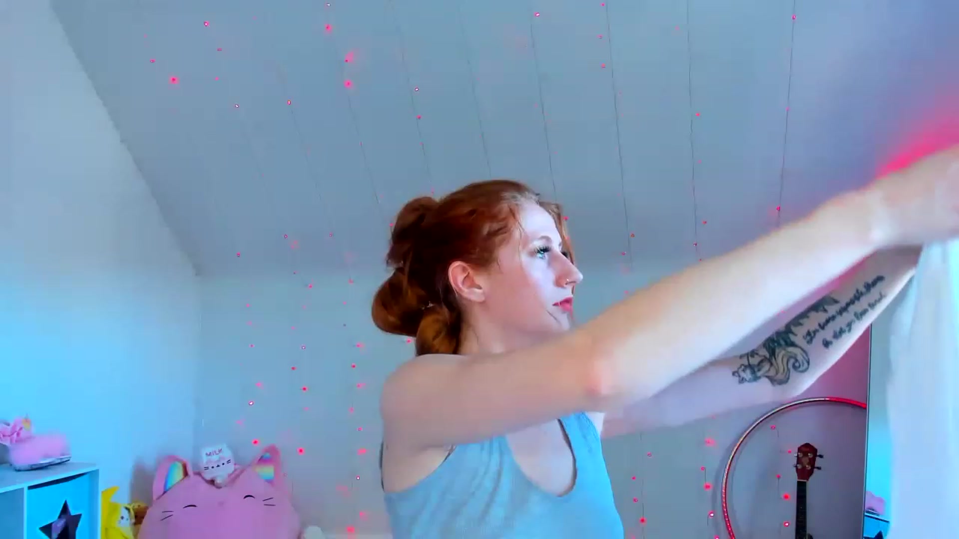 Gallery image thumbnail from SweetMango_'s myfreecams stream on, 05/04/2023, 20:25 image 7 of 20