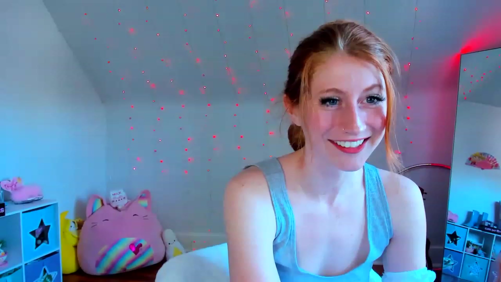 Gallery image thumbnail from SweetMango_'s myfreecams stream on, 05/04/2023, 20:25 image 12 of 20
