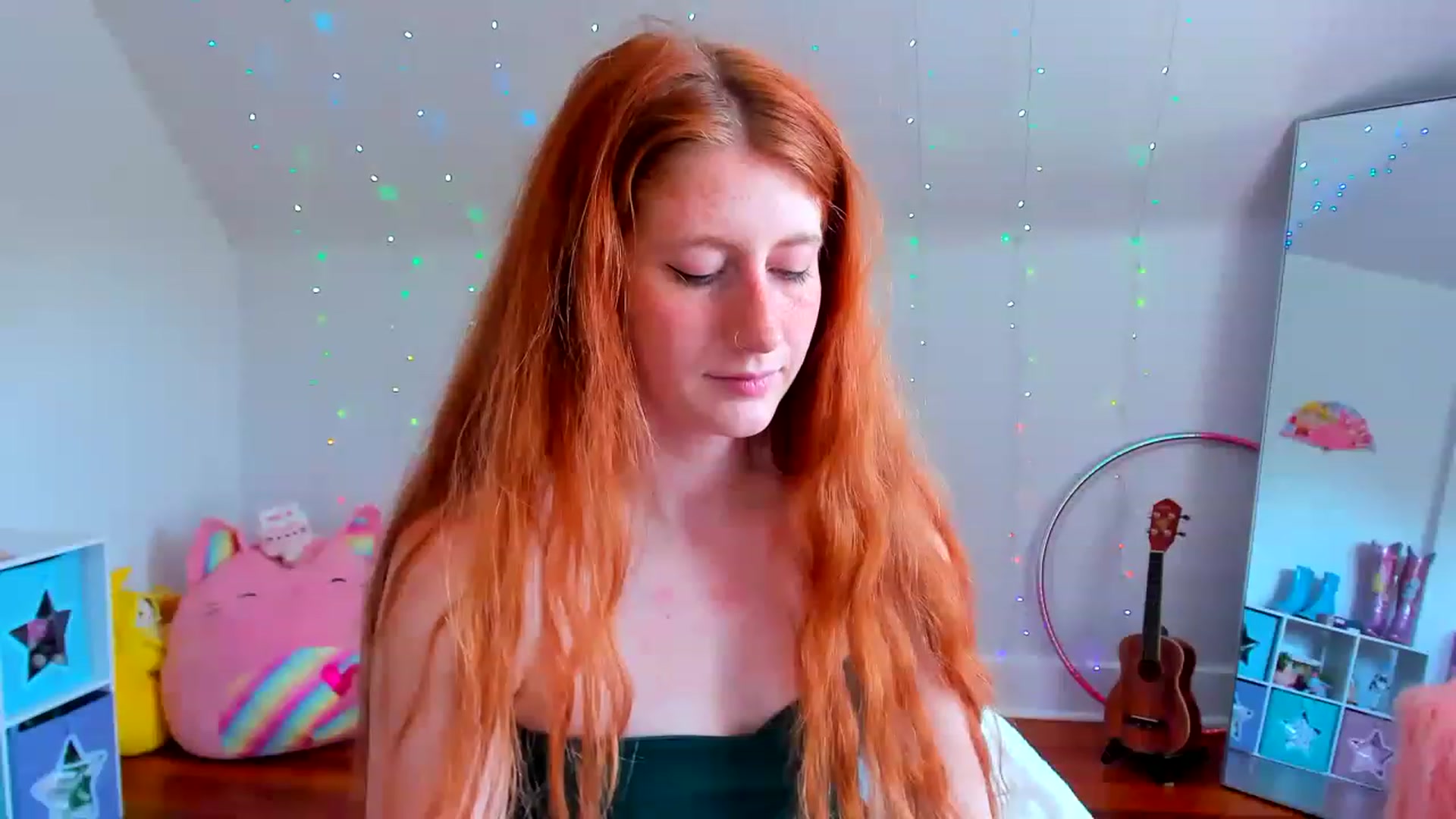Gallery image thumbnail from SweetMango_'s myfreecams stream on, 05/09/2023, 17:39 image 9 of 20