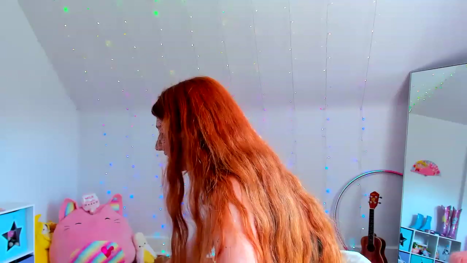 Gallery image thumbnail from SweetMango_'s myfreecams stream on, 05/09/2023, 17:39 image 6 of 20