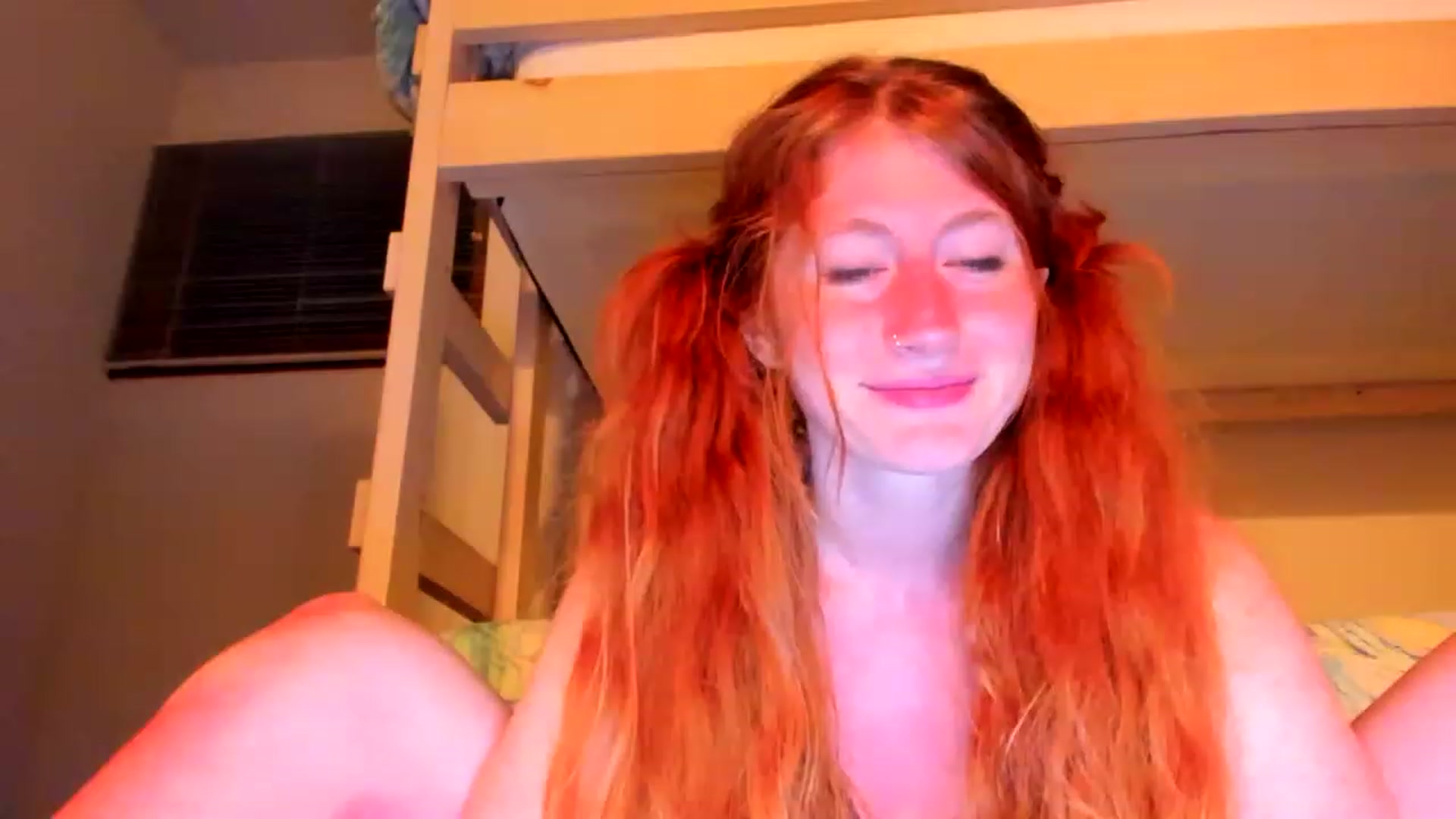 Gallery image thumbnail from SweetMango_'s myfreecams stream on, 05/16/2023, 06:06 image 14 of 20