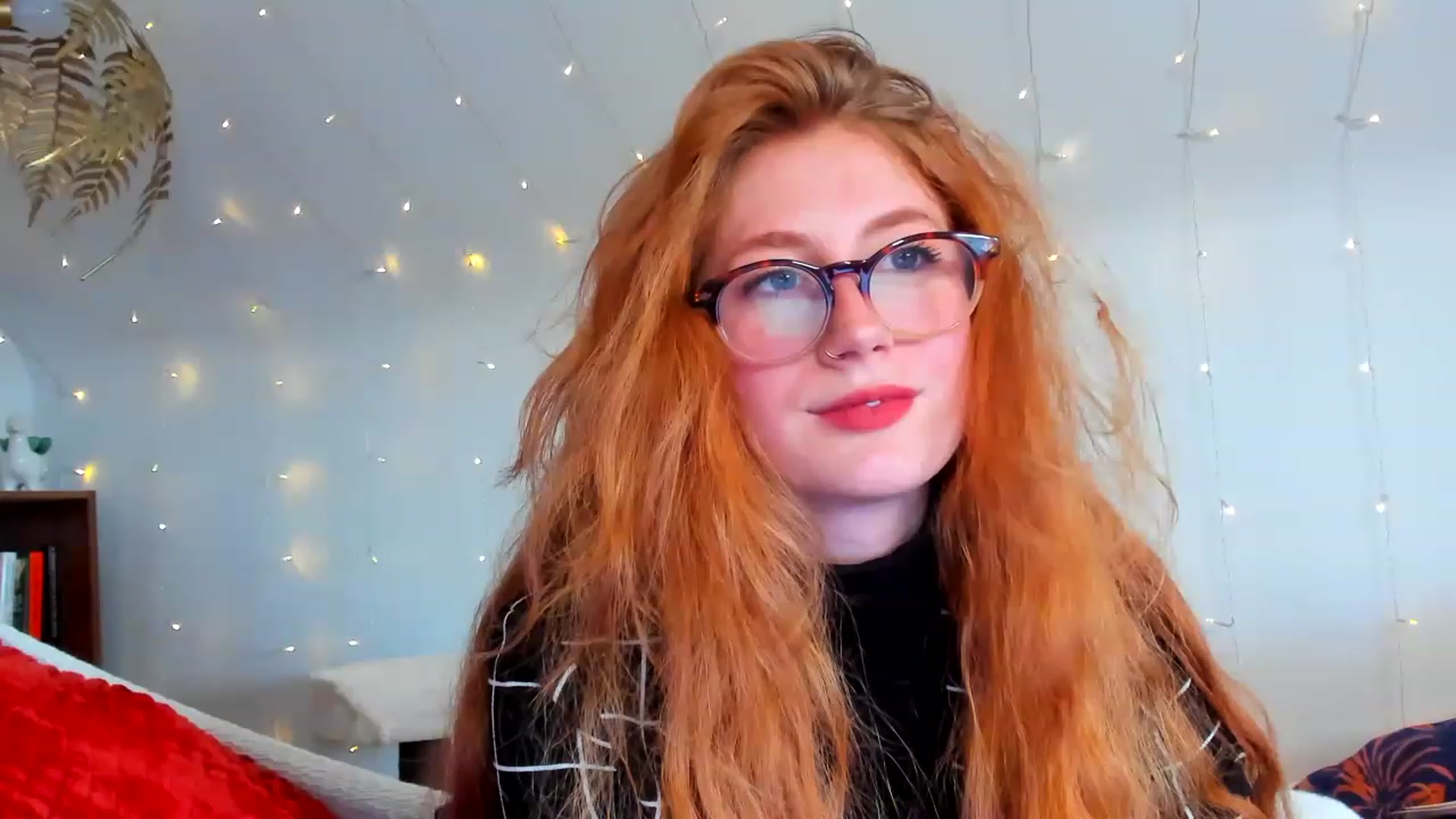 Gallery image thumbnail from SweetMango_'s myfreecams stream on, 06/10/2023, 24:36 image 15 of 20