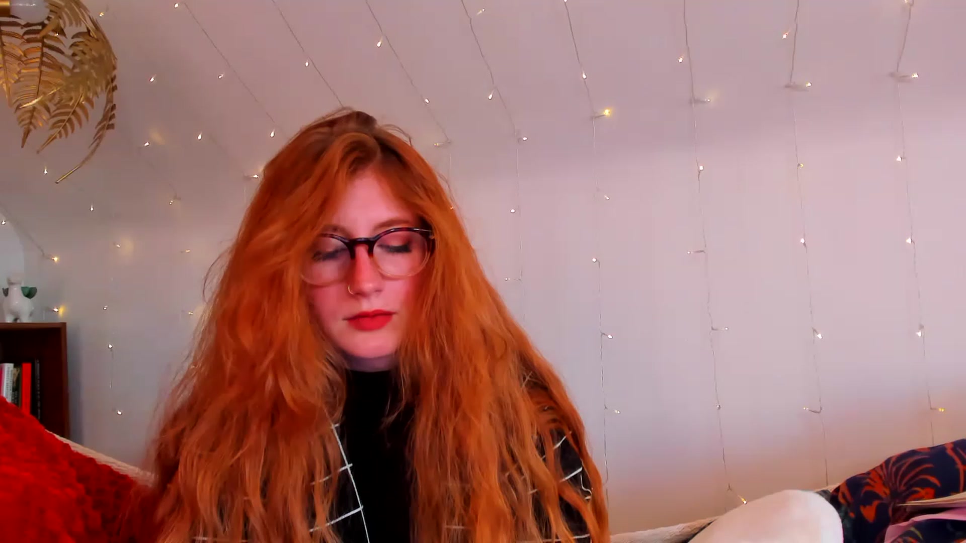 Gallery image thumbnail from SweetMango_'s myfreecams stream on, 06/10/2023, 24:36 image 13 of 20