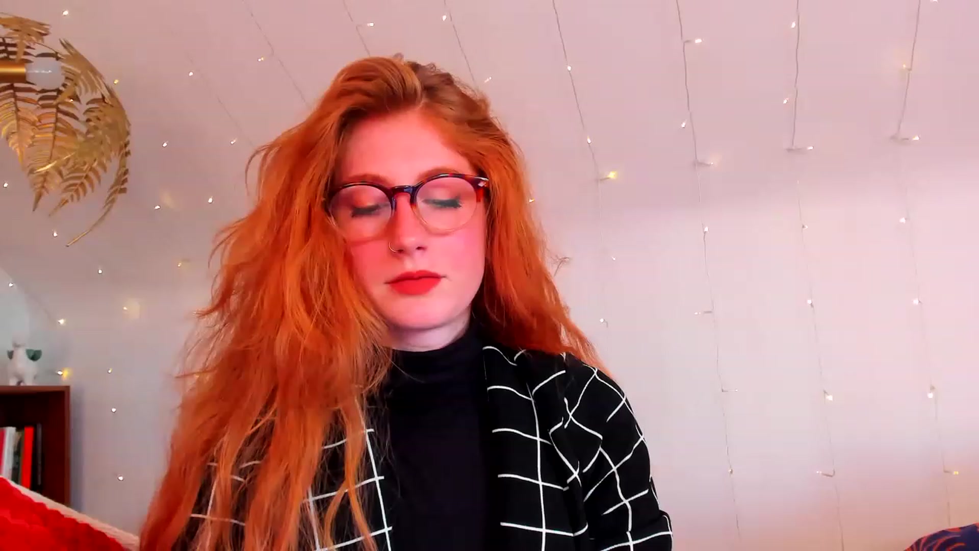 Gallery image thumbnail from SweetMango_'s myfreecams stream on, 06/10/2023, 24:36 image 12 of 20