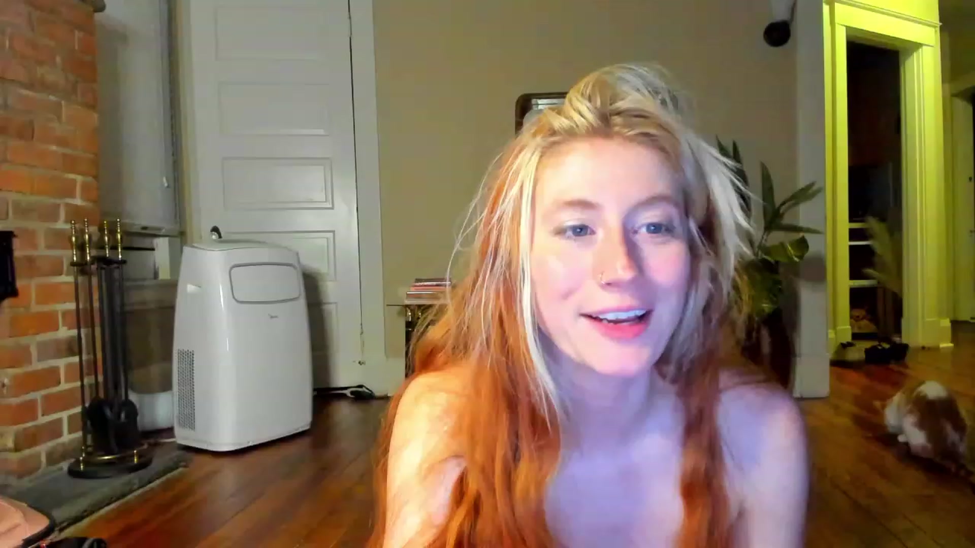Gallery image thumbnail from SweetMango_'s myfreecams stream on, 11/07/2023, 07:00 image 3 of 20