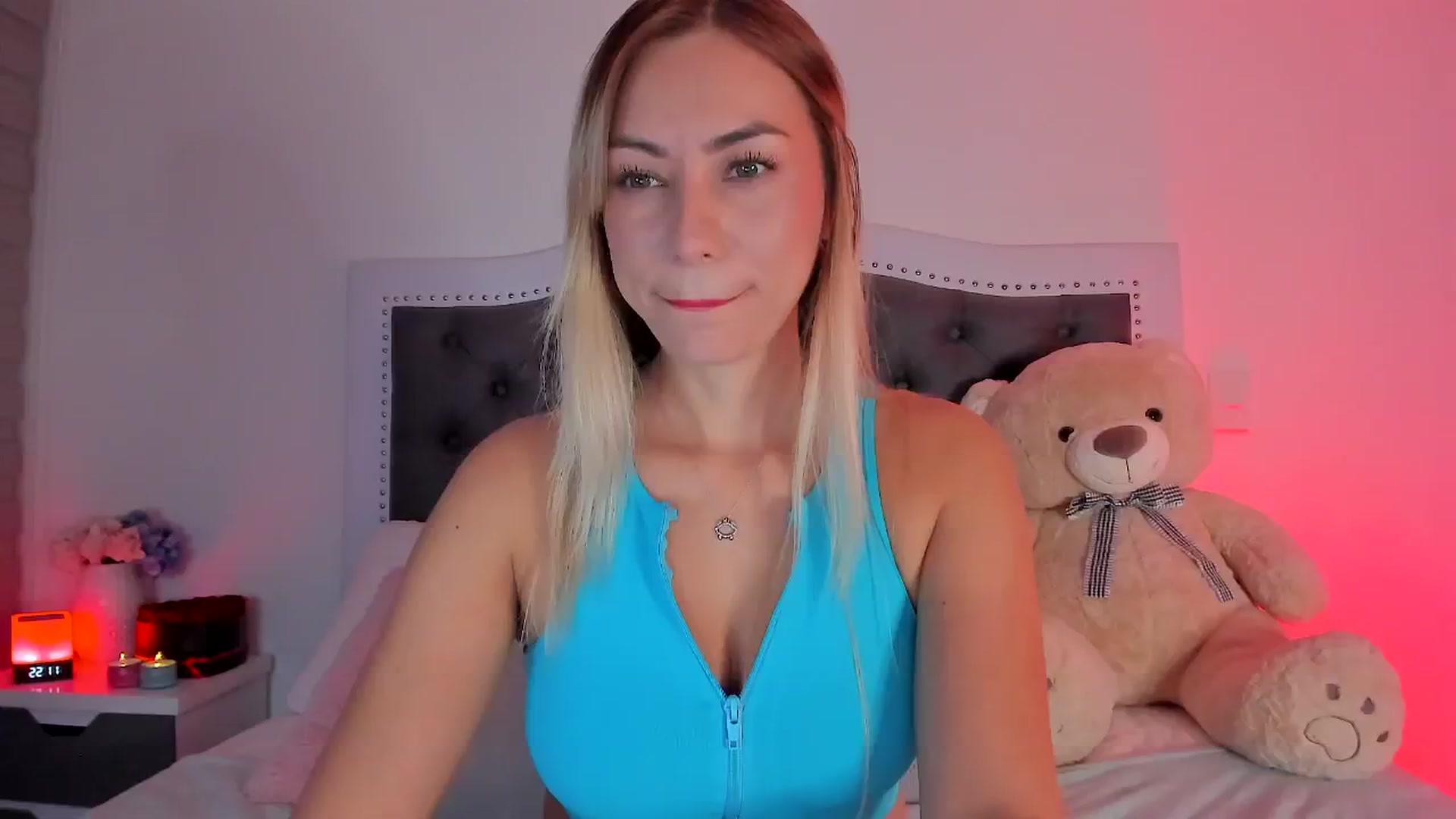 Gallery image thumbnail from SweetMar23's myfreecams stream on, 05/01/2024, 03:20 image 4 of 20