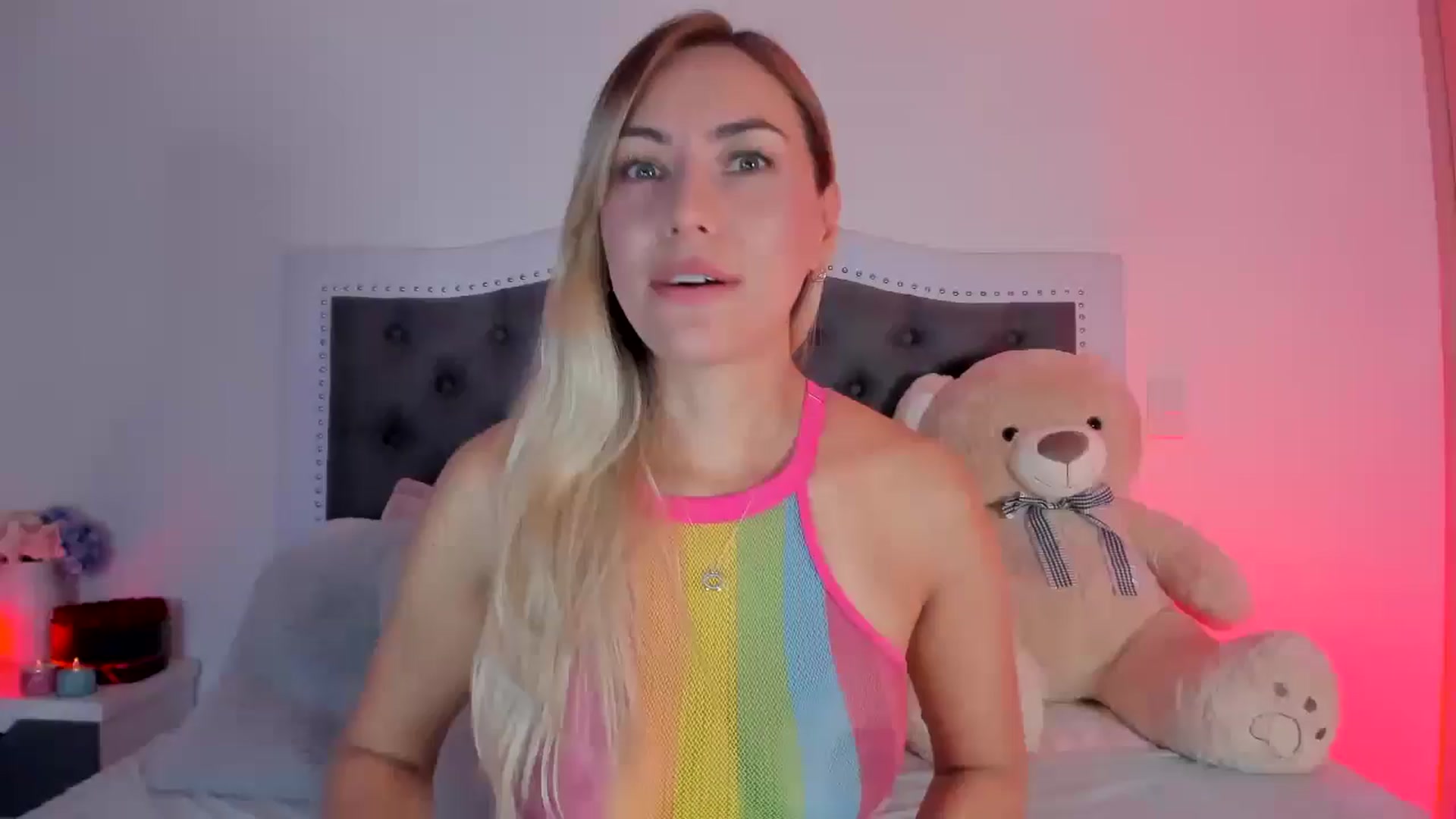 Gallery image thumbnail from SweetMar23's myfreecams stream on, 05/10/2024, 04:11 image 19 of 20