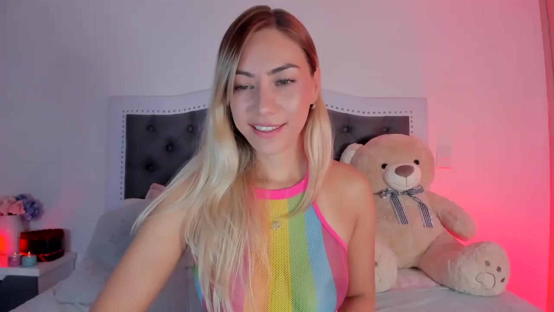 Gallery image thumbnail from SweetMar23's myfreecams stream on, 05/10/2024, 07:27 image 1 of 20
