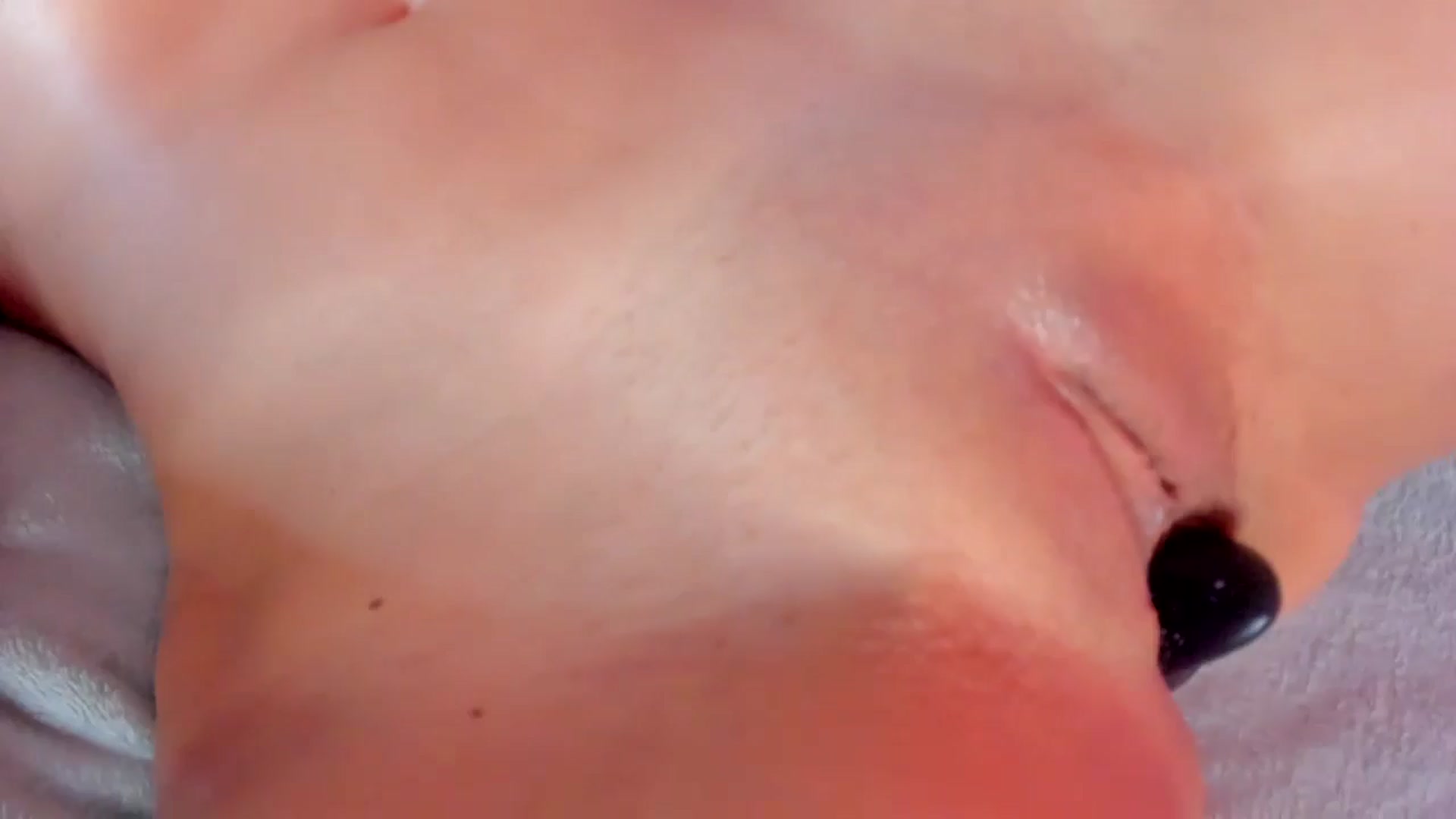 Gallery image thumbnail from SweetMar23's myfreecams stream on, 05/16/2024, 06:27 image 1 of 20