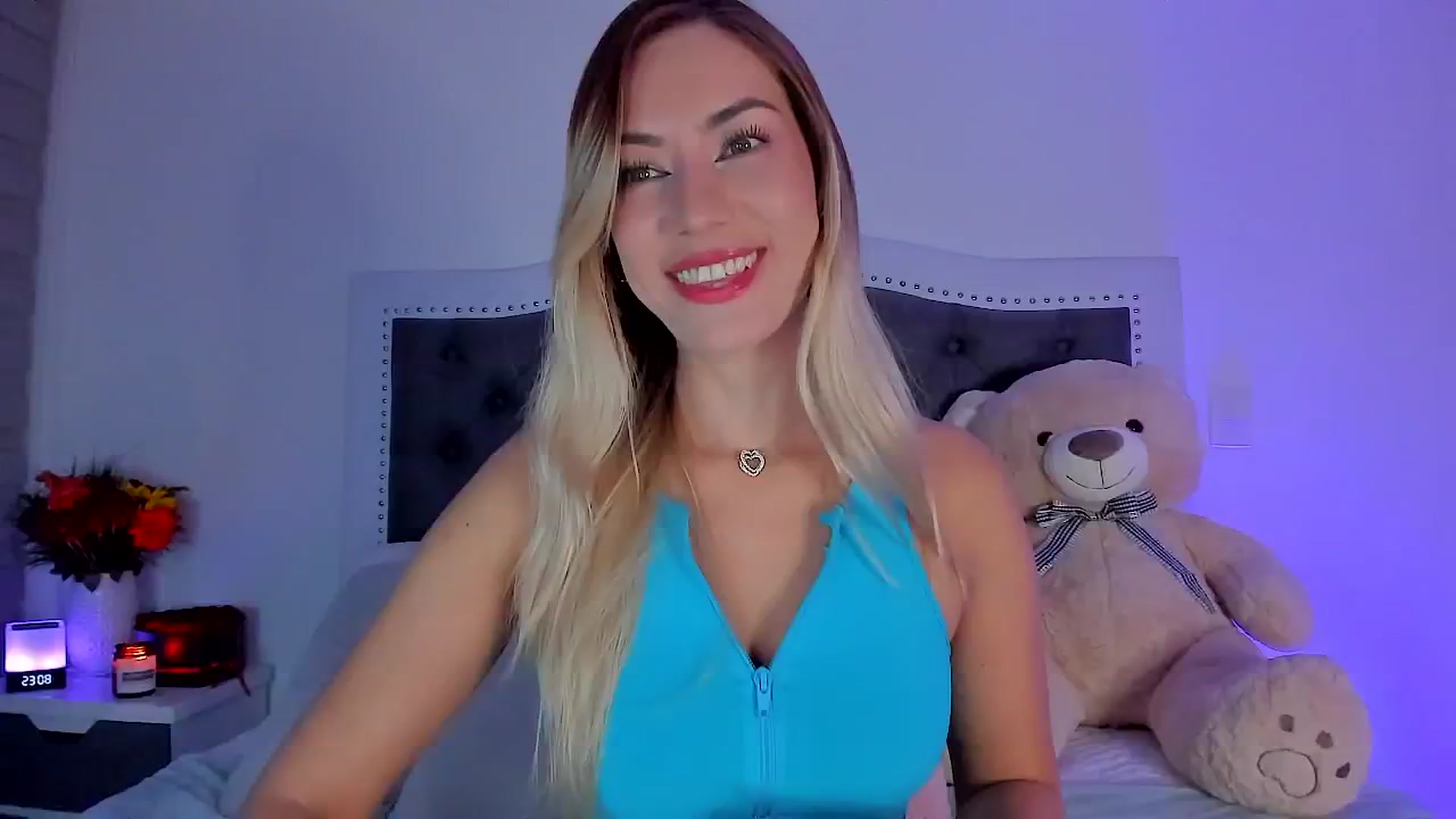 Gallery image thumbnail from SweetMar23's myfreecams stream on, 06/30/2024, 07:54 image 1 of 20