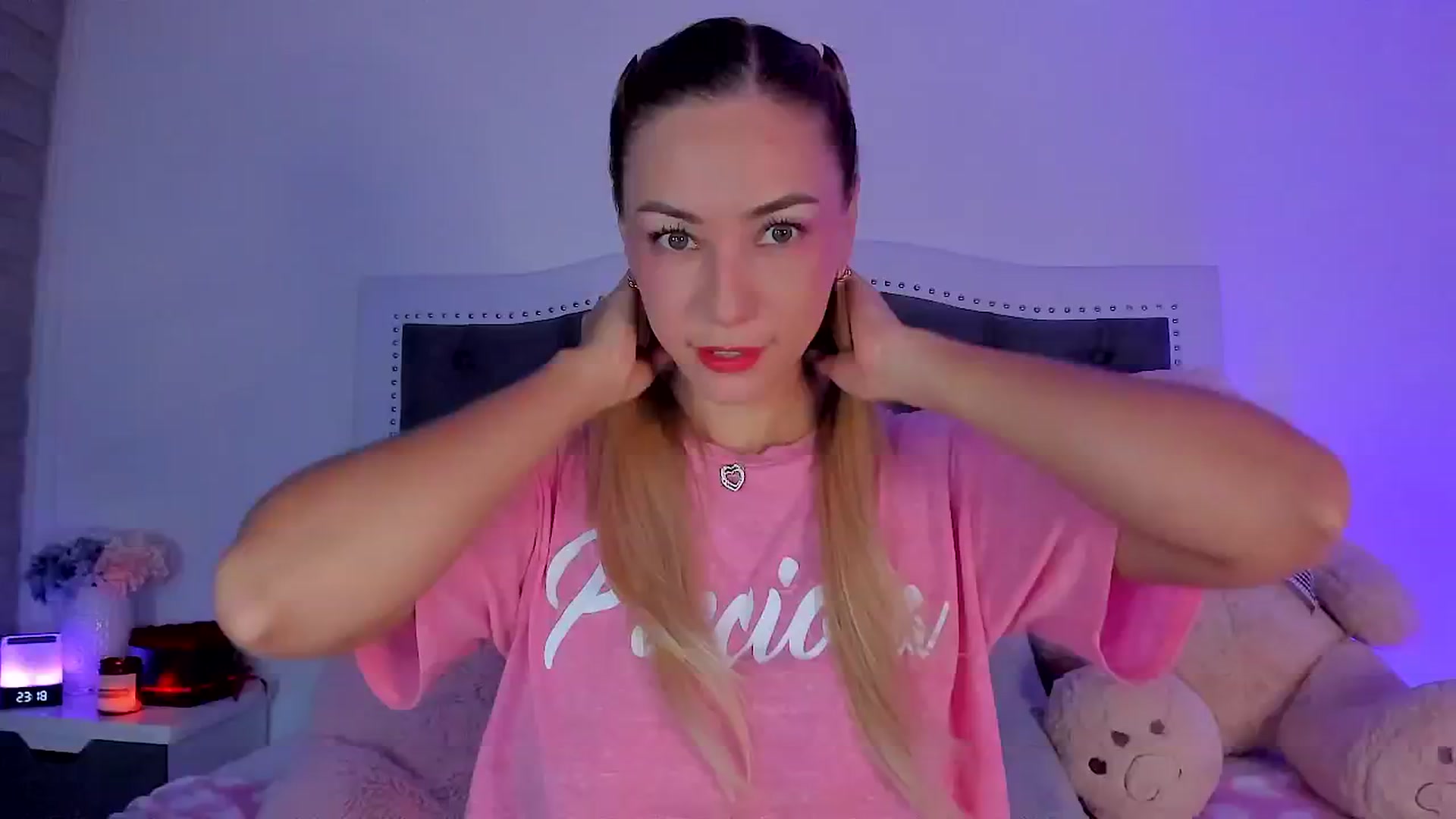 Gallery image thumbnail from SweetMar23's myfreecams stream on, 07/09/2024, 07:16 image 1 of 20