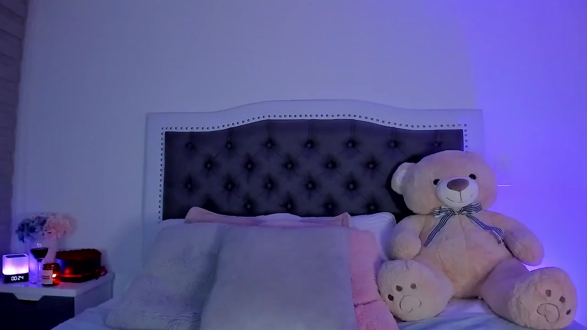 Gallery image thumbnail from SweetMar23's myfreecams stream on, 07/20/2024, 06:31 image 12 of 20