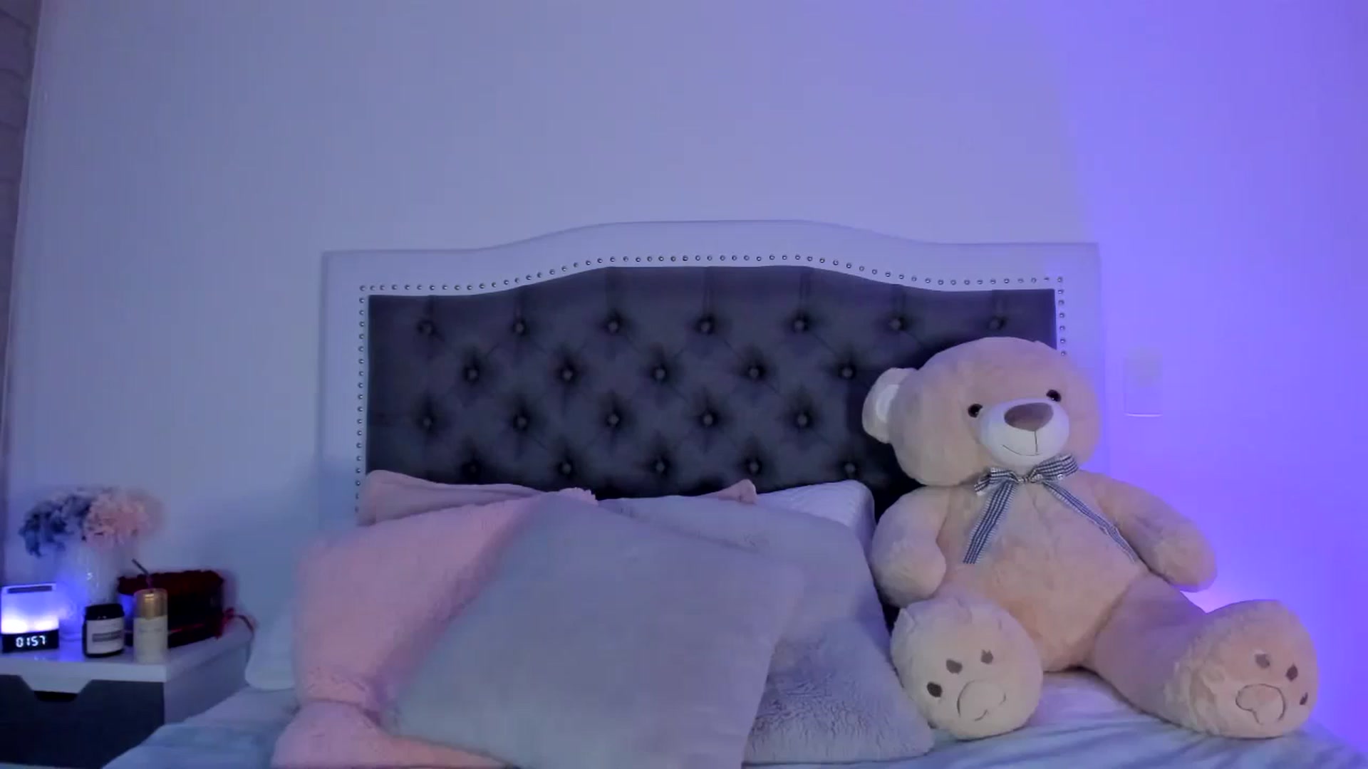 Gallery image thumbnail from SweetMar23's myfreecams stream on, 07/29/2024, 07:09 image 9 of 20