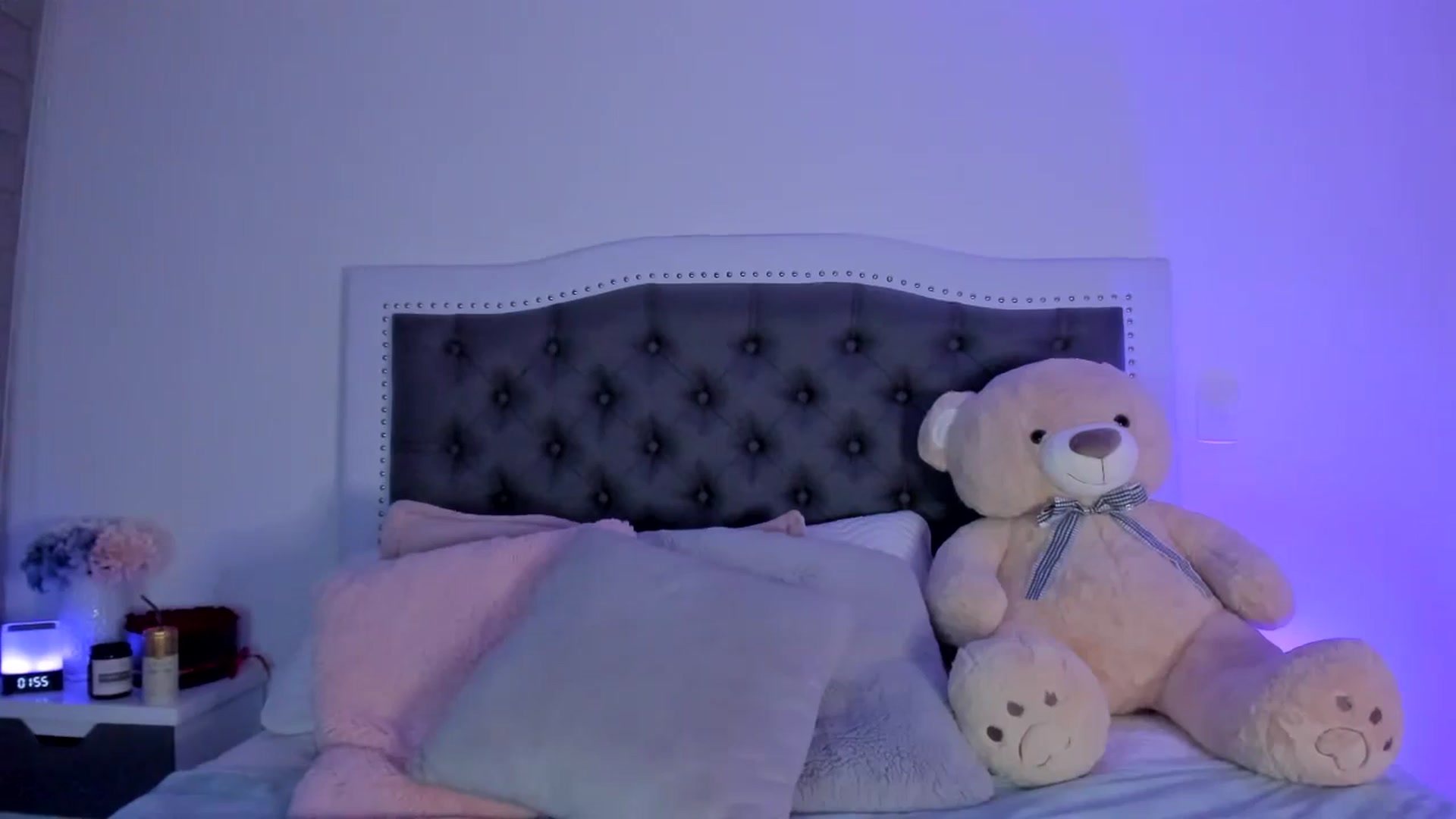 Gallery image thumbnail from SweetMar23's myfreecams stream on, 07/29/2024, 07:09 image 8 of 20
