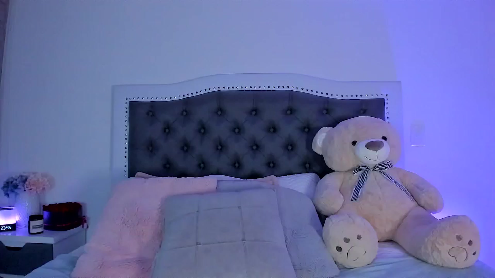 Gallery image thumbnail from SweetMar23's myfreecams stream on, 07/30/2024, 04:59 image 16 of 20