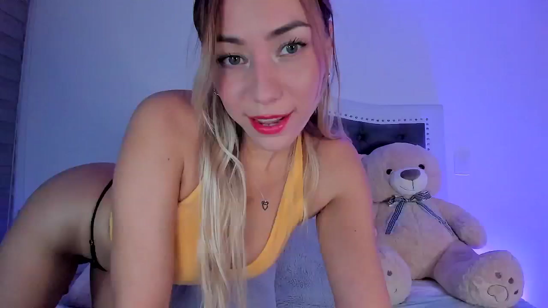Gallery image thumbnail from SweetMar23's myfreecams stream on, 07/30/2024, 04:59 image 3 of 20