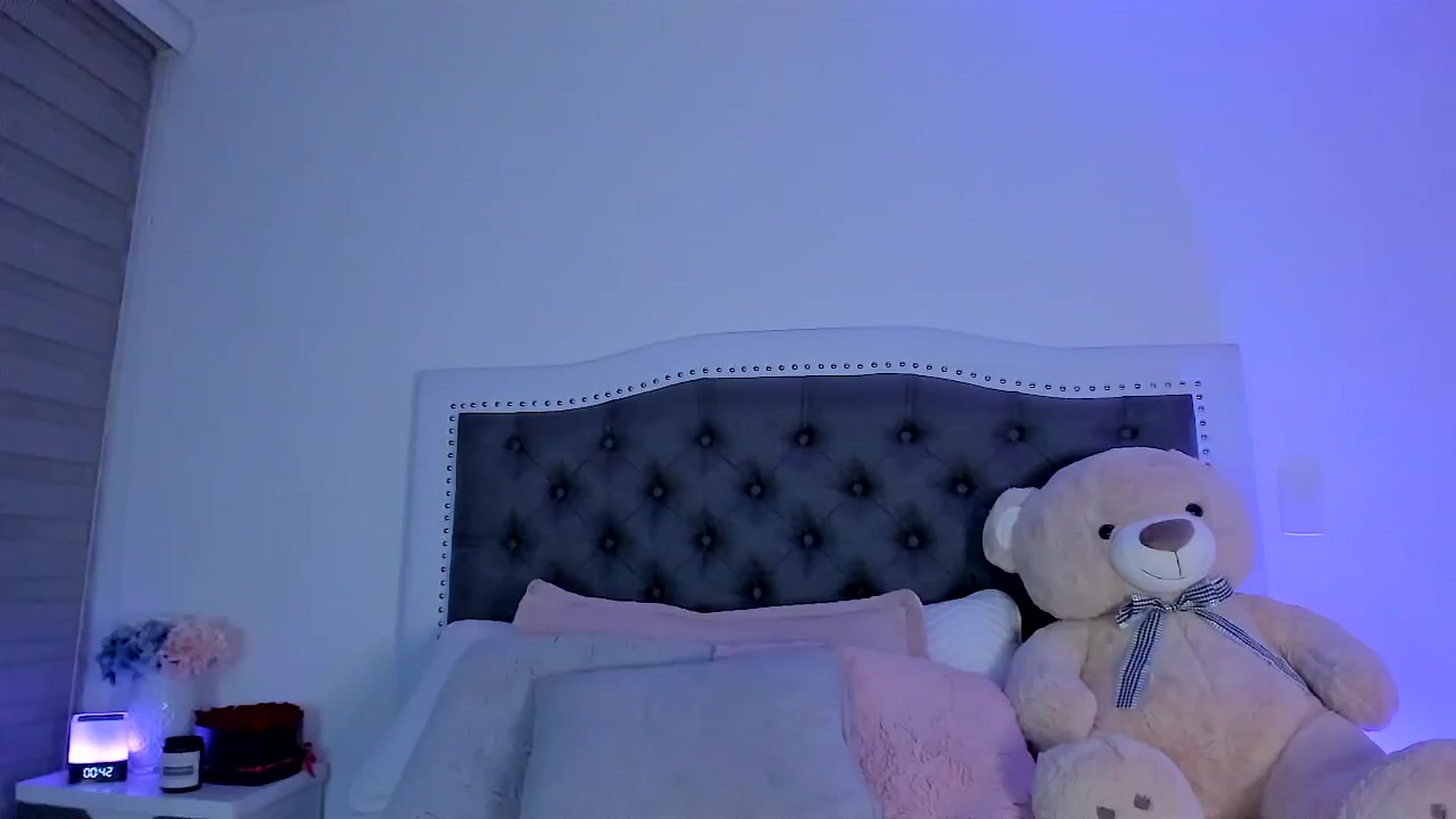 Gallery image thumbnail from SweetMar23's myfreecams stream on, 08/01/2024, 09:39 image 5 of 20