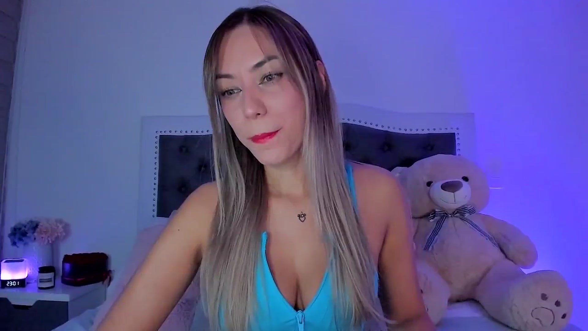 Gallery image thumbnail from SweetMar23's myfreecams stream on, 08/05/2024, 05:15 image 2 of 20