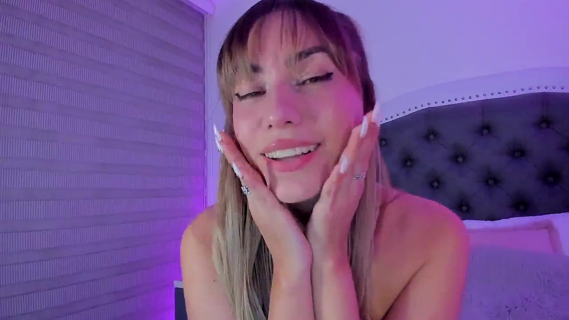 Gallery image thumbnail from SweetMar23's myfreecams stream on, 01/24/2025, 05:45 image 11 of 20