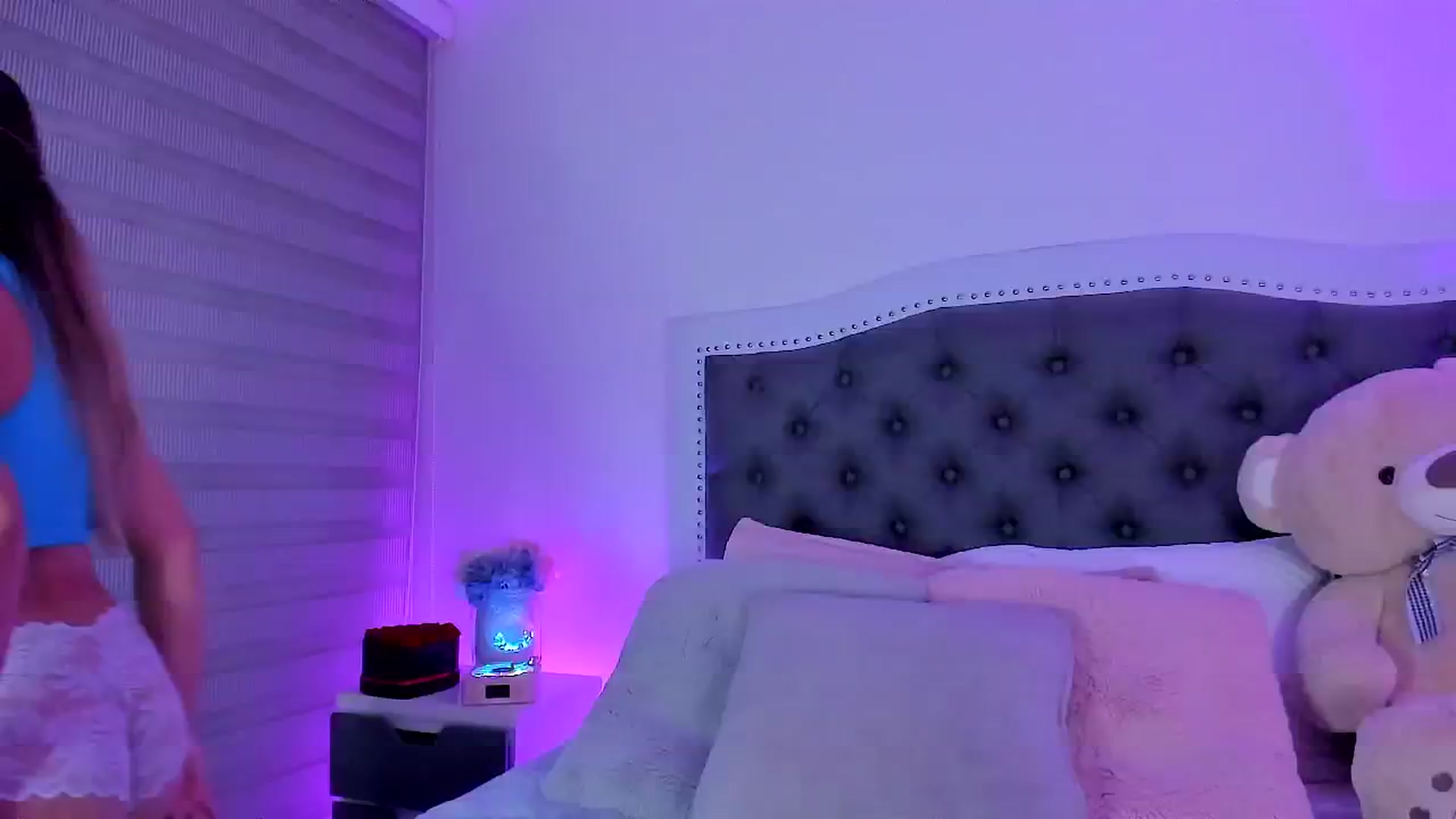Gallery image thumbnail from SweetMar23's myfreecams stream on, 01/27/2025, 03:31 image 5 of 20
