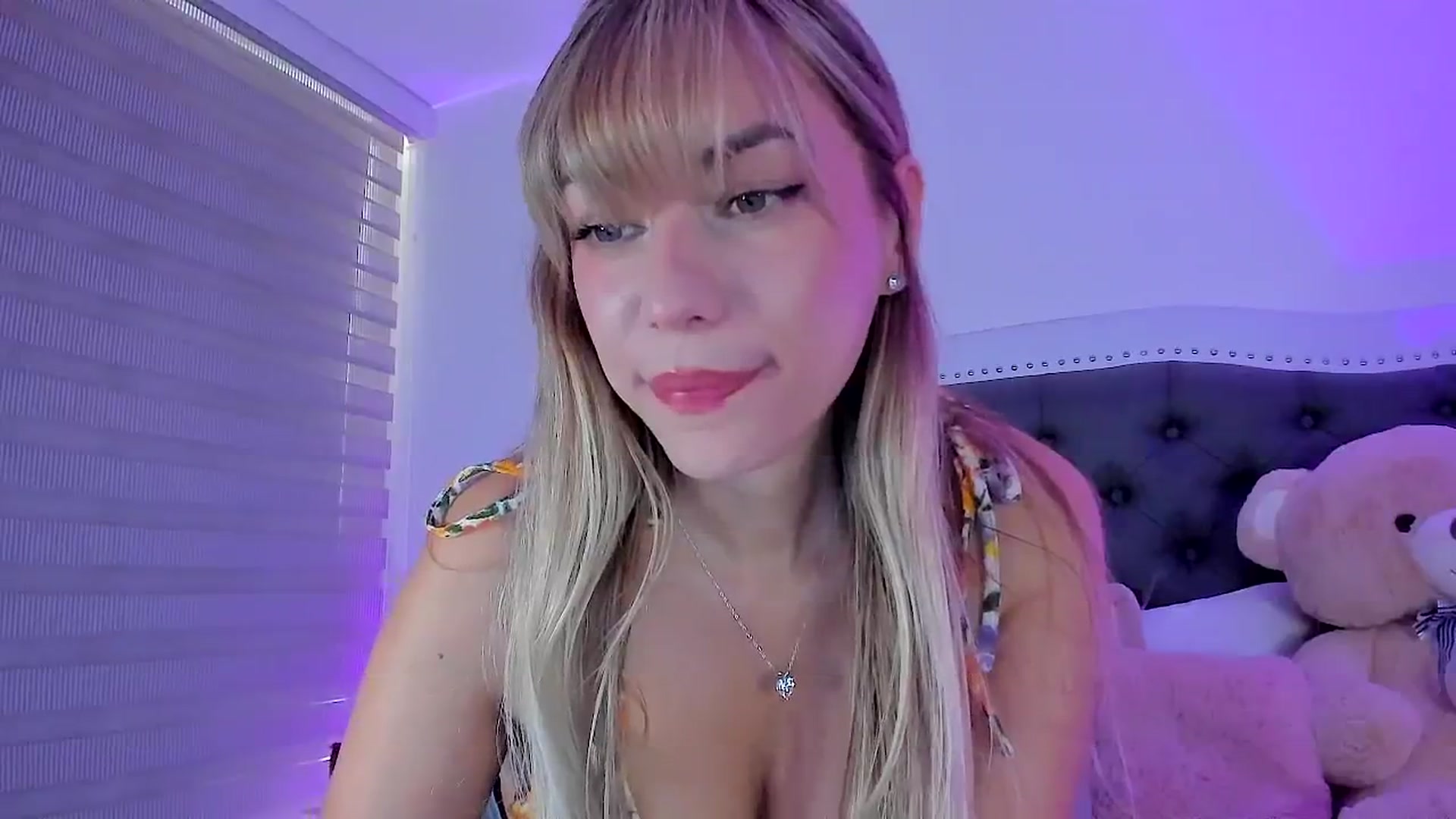 Gallery image thumbnail from SweetMar23's myfreecams stream on, 02/19/2025, 22:51 image 7 of 20