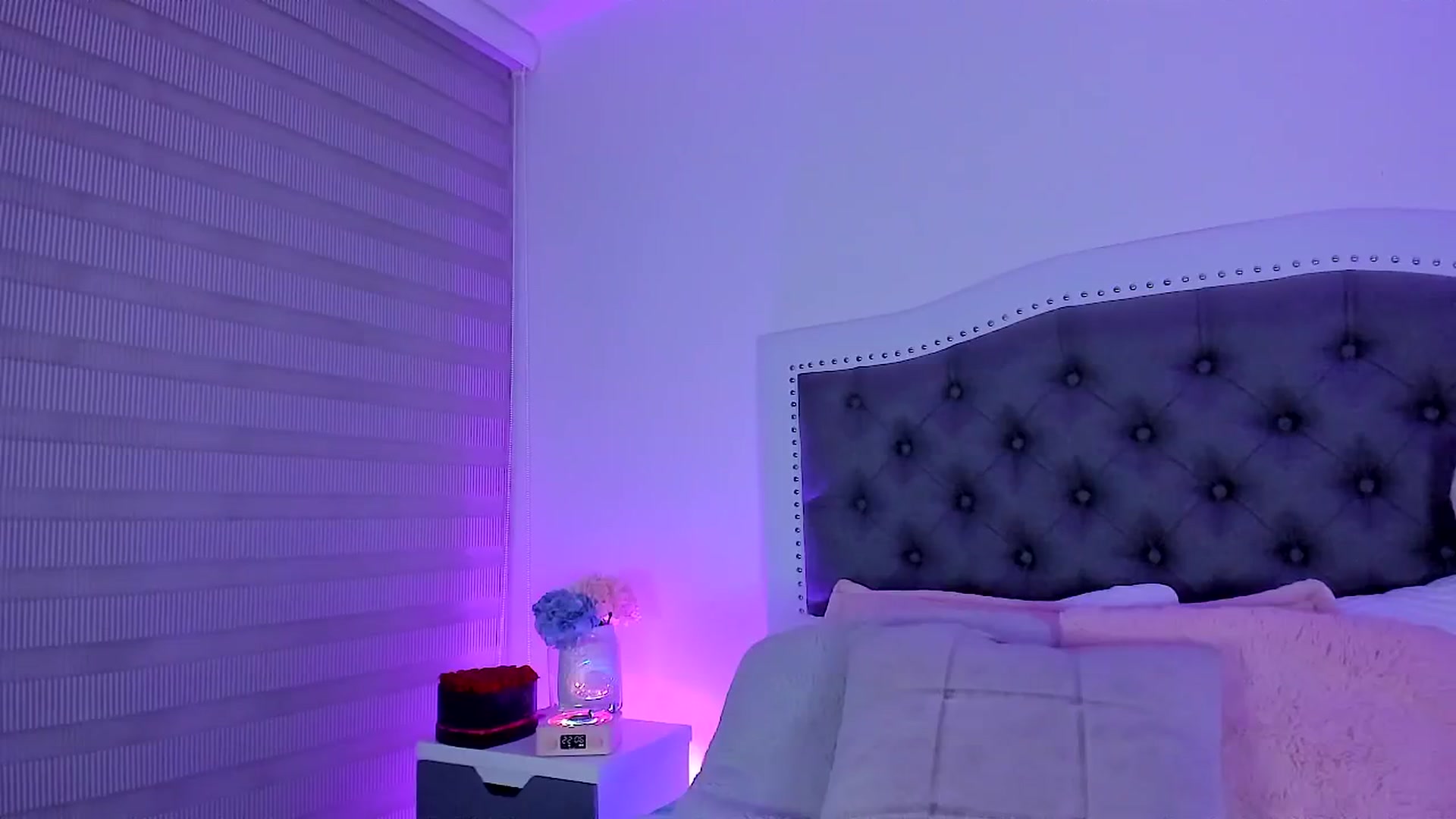 Gallery image thumbnail from SweetMar23's myfreecams stream on, 04/29/2025, 05:25 image 4 of 20