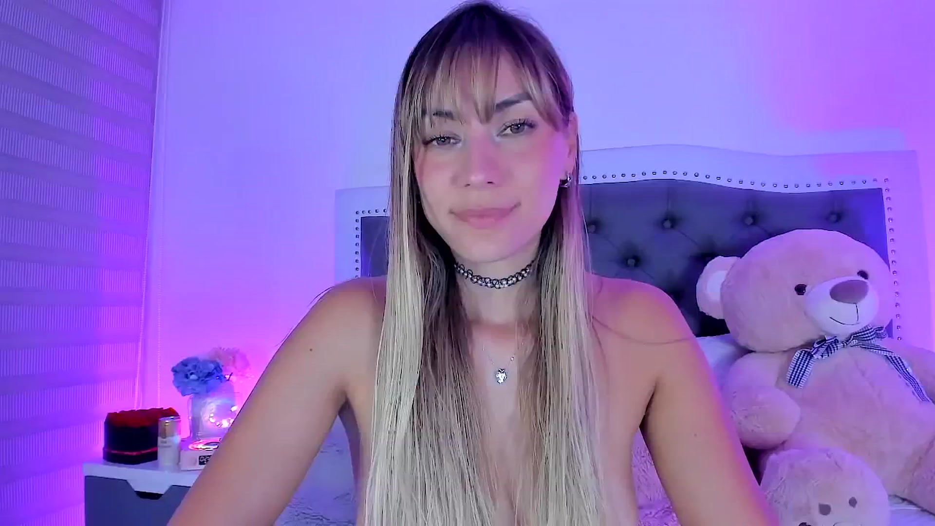 Gallery image thumbnail from SweetMar23's myfreecams stream on, 06/06/2025, 08:33 image 12 of 20