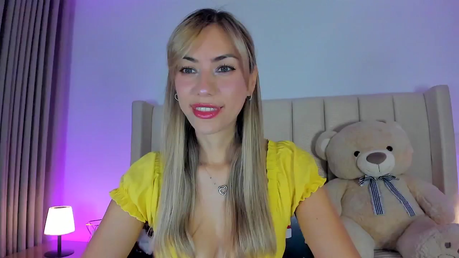 Gallery image thumbnail from SweetMar23's myfreecams stream on, 12/02/2025, 05:25 image 1 of 20